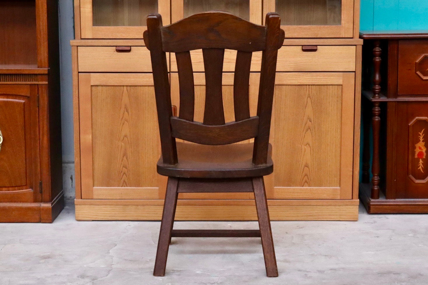 GMHS565E○オランダ製 ダッチカントリー ダイニングチェア 椅子 無垢 オーク材 民芸家具 堅牢 輸入家具 ヴィンテージ