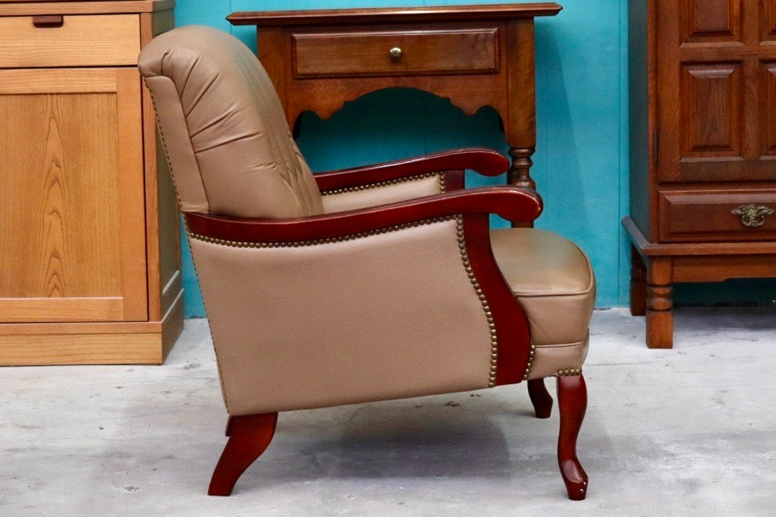 GMIH111B○奈技工房 ALDO アルド 1人掛けソファ シングルソファ アームソファ 本革 レザー 鋲打ち 猫脚 クラシック ロココ調 定価約43万