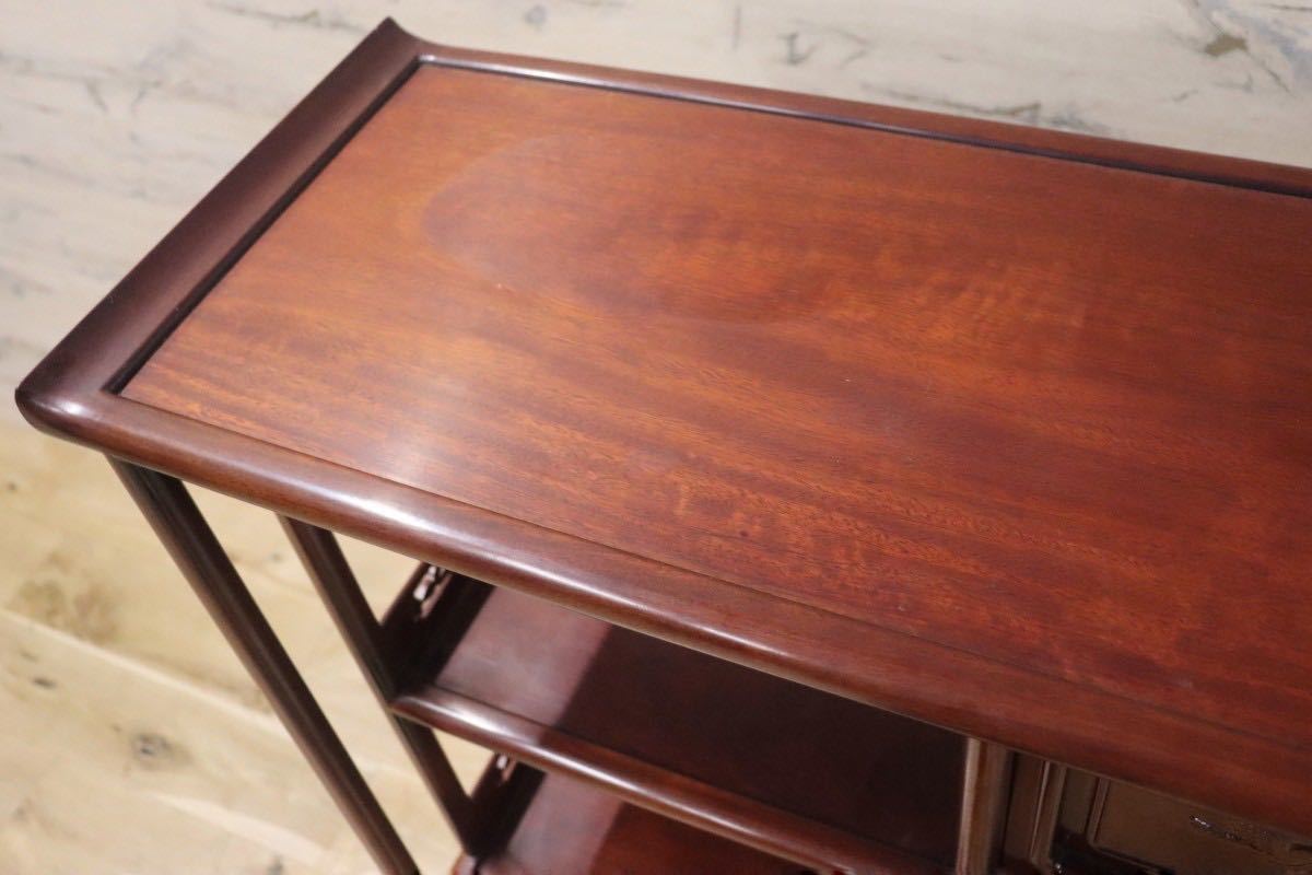 GMGH240○中国美術 茶棚 飾り棚 サイドボード 唐木 無垢材 彫刻 透し彫り 漆塗 和家具 違い棚 和室 座敷 和モダン 約50万