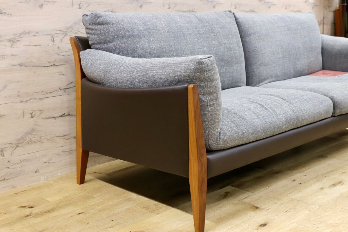 GMHN317○Ritzwell / リッツウェル DIANA ダイアナ 3人掛けソファ トリプルソファ ウォールナット 定価160〜172万 モデルハウス展示品