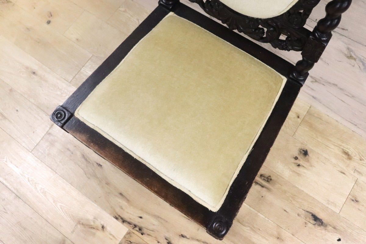 GMGN369B○英国 ツイストレッグチェア ダイニングチェア 椅子 木製 彫刻 ファブリック アンティーク ゴシック様式