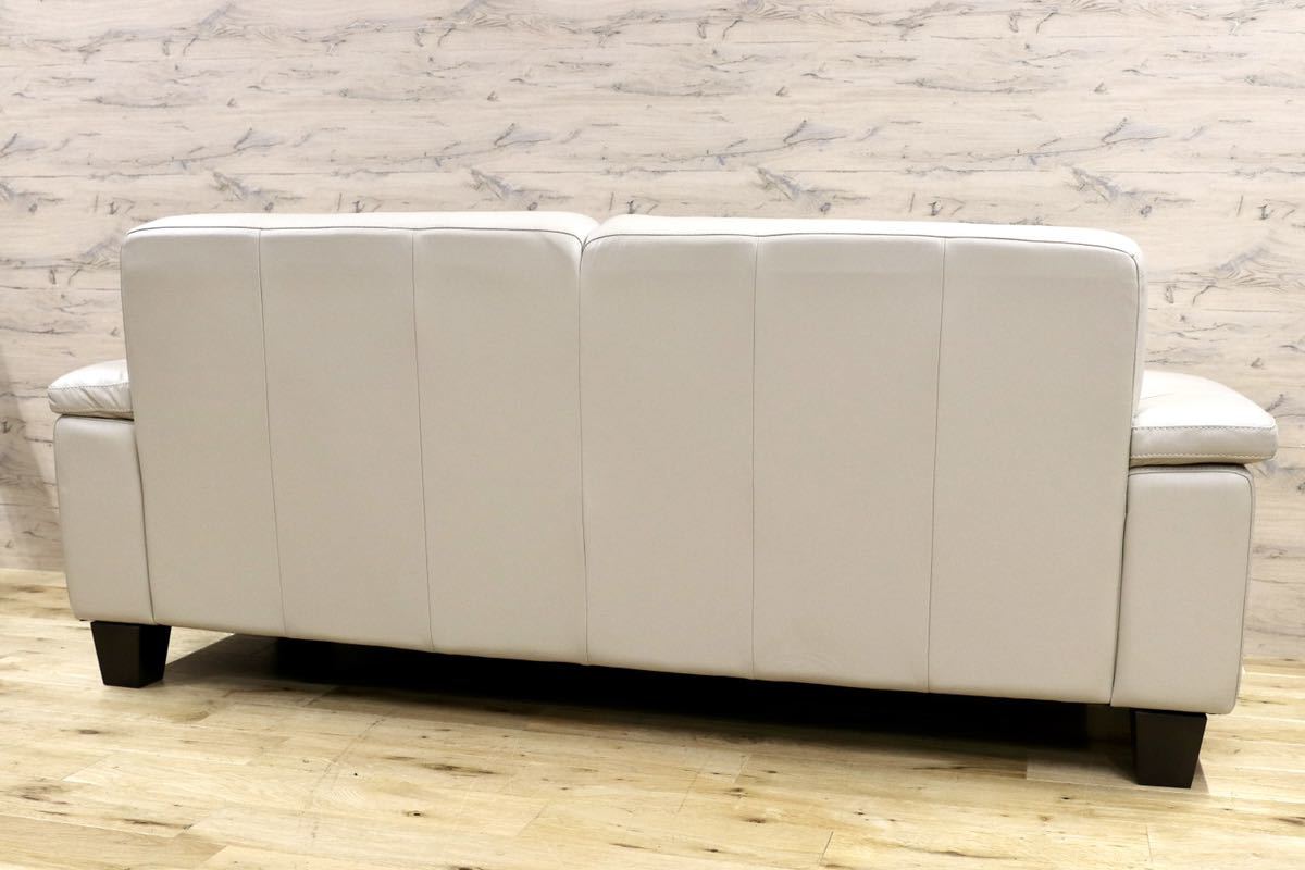 GMGK302○Acme Furniture Pacific Palisades Sofa 2.5人掛けソファ ラブソファ オフホワイト モダン  総本革 約37万 展示品