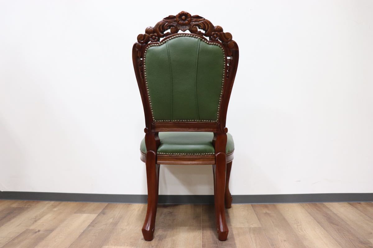 アンティーク椅子✨本物２つ✨猫足✨革張り?✨鋲打仕上げ