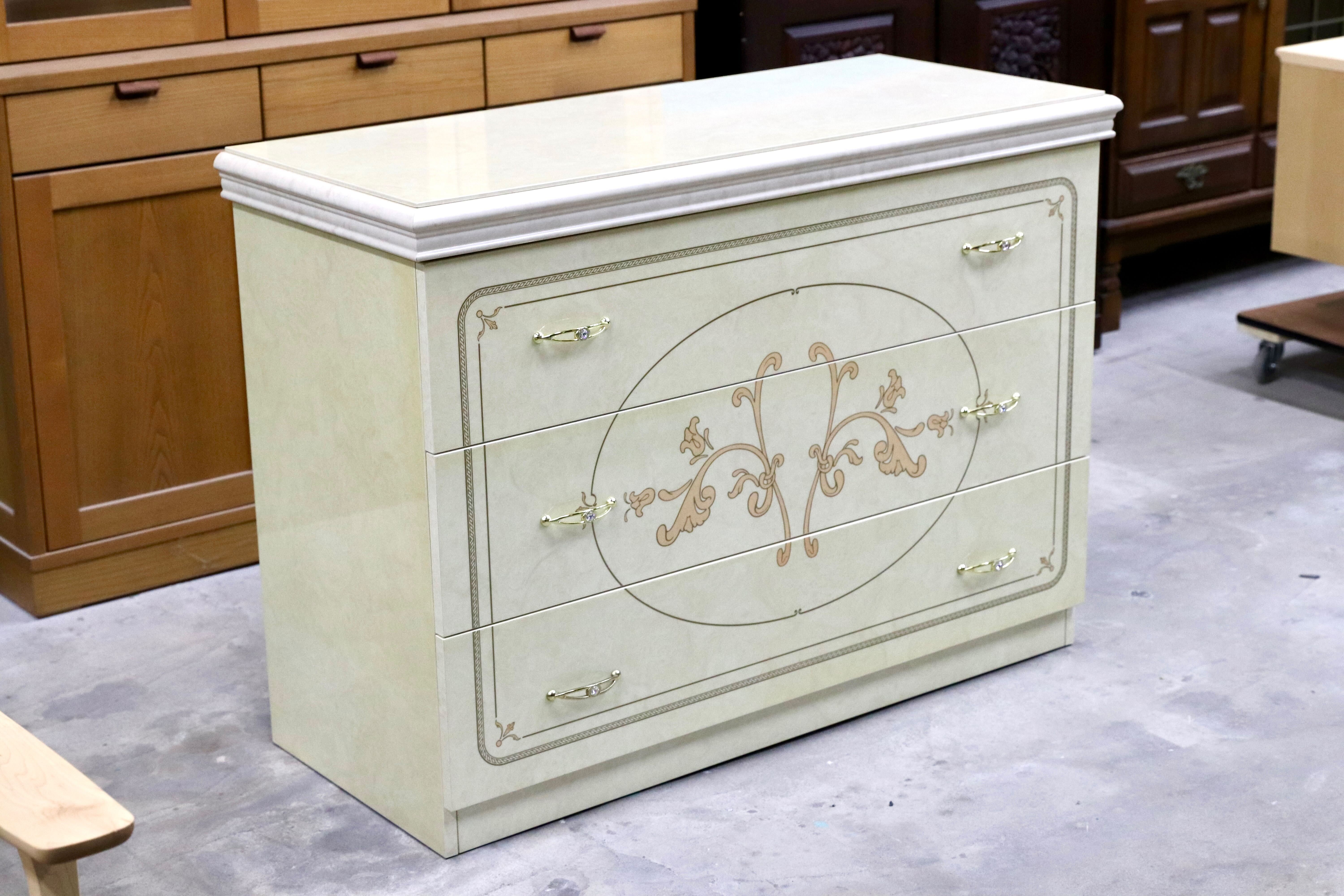 IMG_0040_c18ebca4-886a-4f4e-