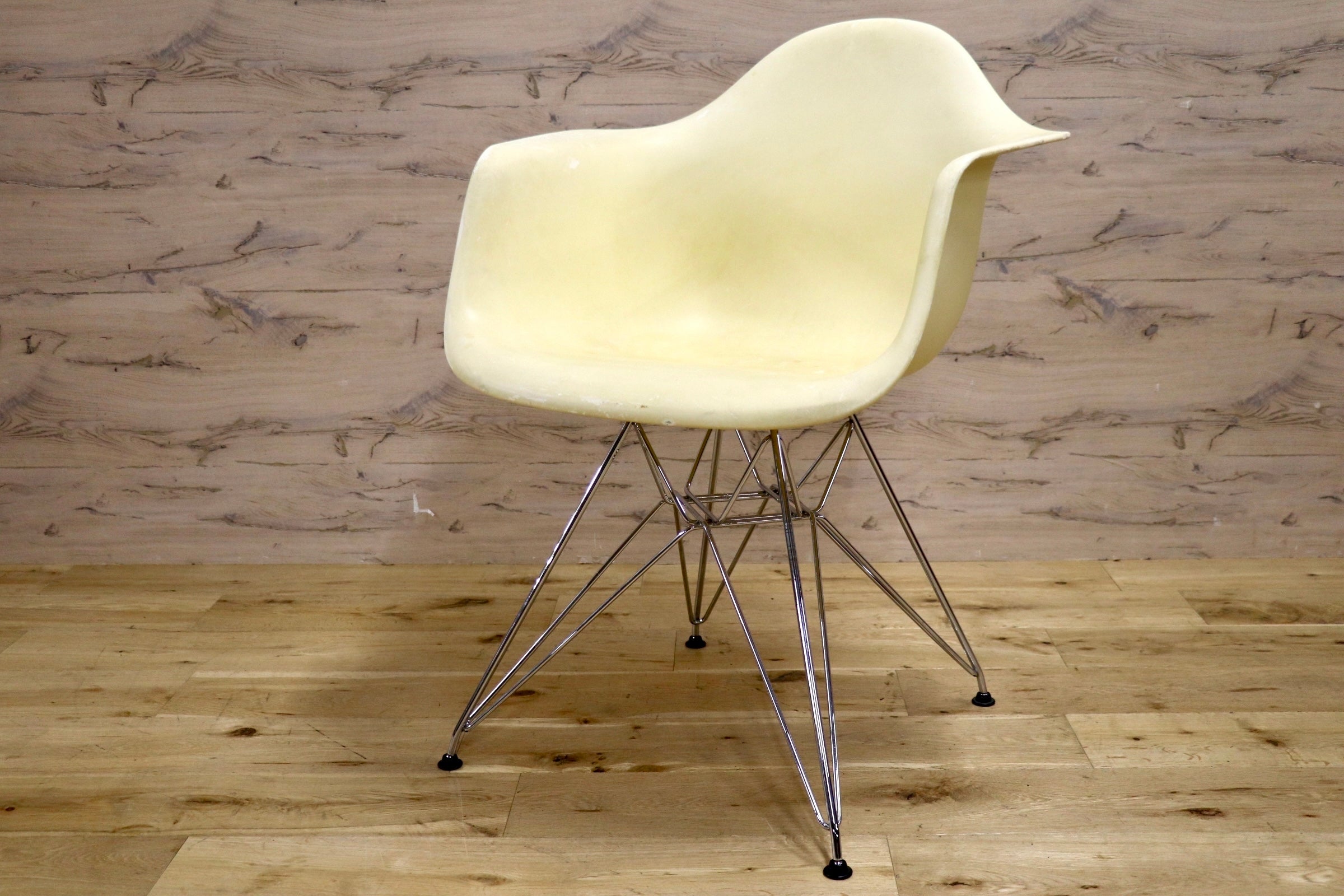 GMJH225○Herman Miller / ハーマン ミラー イームズ アームシェルチェア エッフェルベース ダイニングチェア ミッドセンチュリー