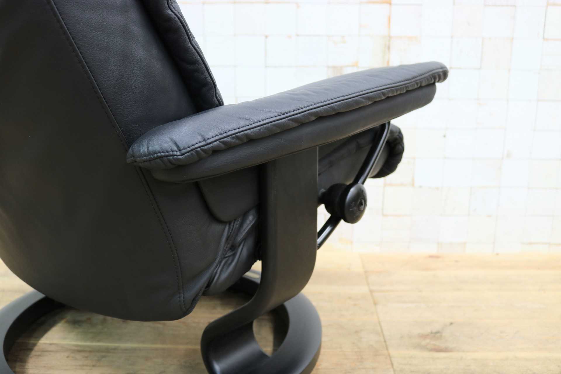 GMJK100◯EKORNES / エコーネス ロイヤル リクライニングチェア パーソナルチェア 椅子 ブラック 本革 北欧 ノルウェー 最高級