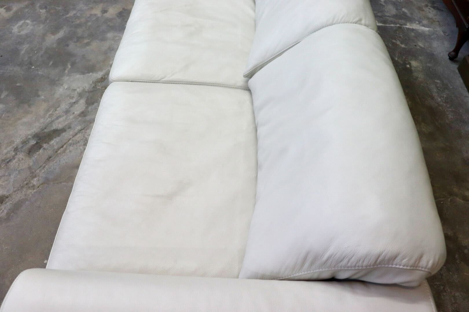 GMIK801○ACTUS / アクタス CASTRO カストロ 2.5人掛けソファ ラブソファ 長椅子 本革 ホワイト スタイリッシュ モダン