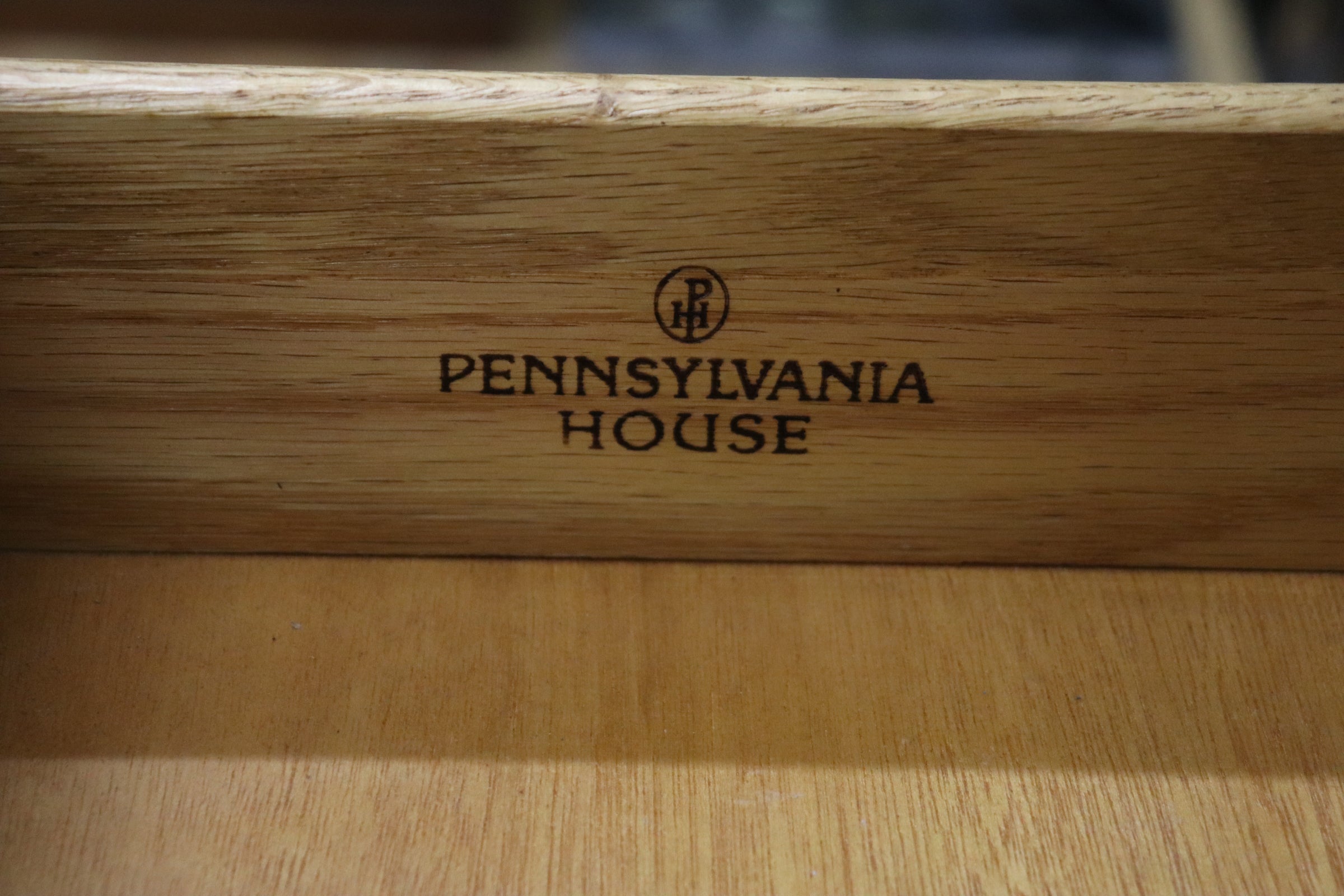 GMGK42〇pennsylvaniahouse / ペンシルバニアハウス バーカウンター キャビネット アンティーク クラシック サイドキャビネット アメリカ