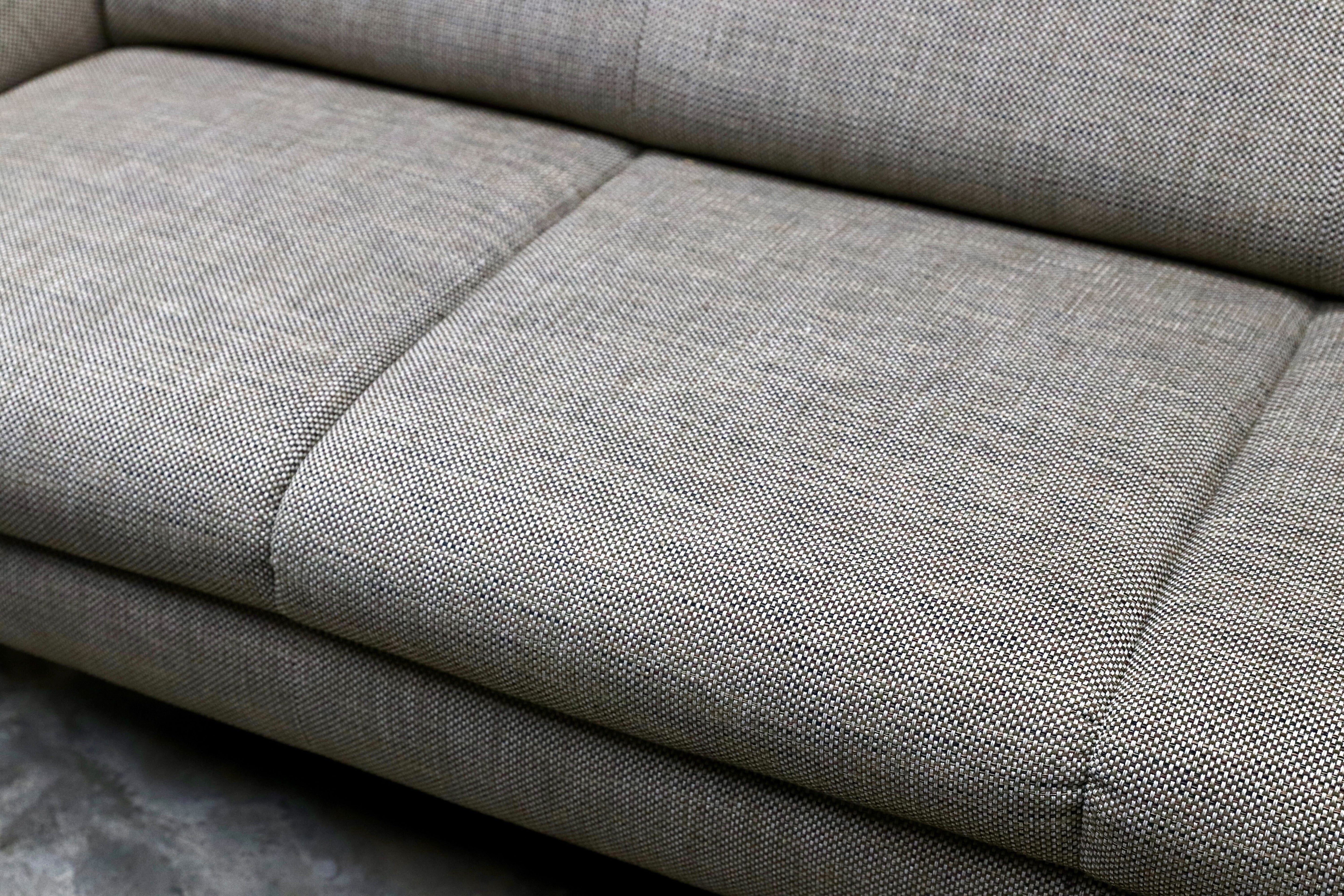 GMIS374○karimoku / カリモク UU62シリーズ 長椅子 3人掛けソファ トリプルソファ 布張り オーク材 北欧スタイル 国産家具 定価約32.5万