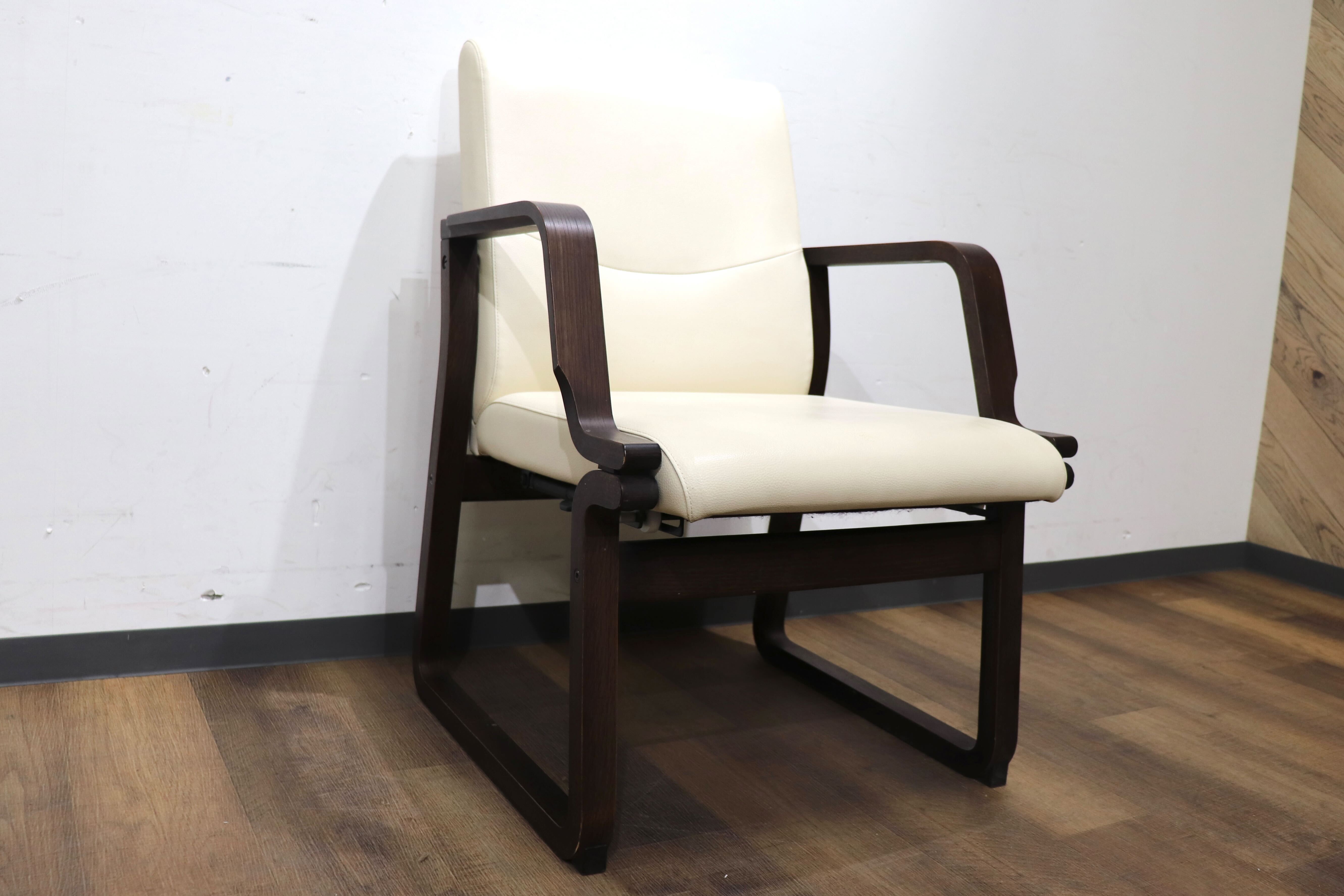 GMHN244A○karimoku / カリモク Direttore ディレトーレ リクライニングチェア ダイニングチェア アームチェア 合皮 国産家具