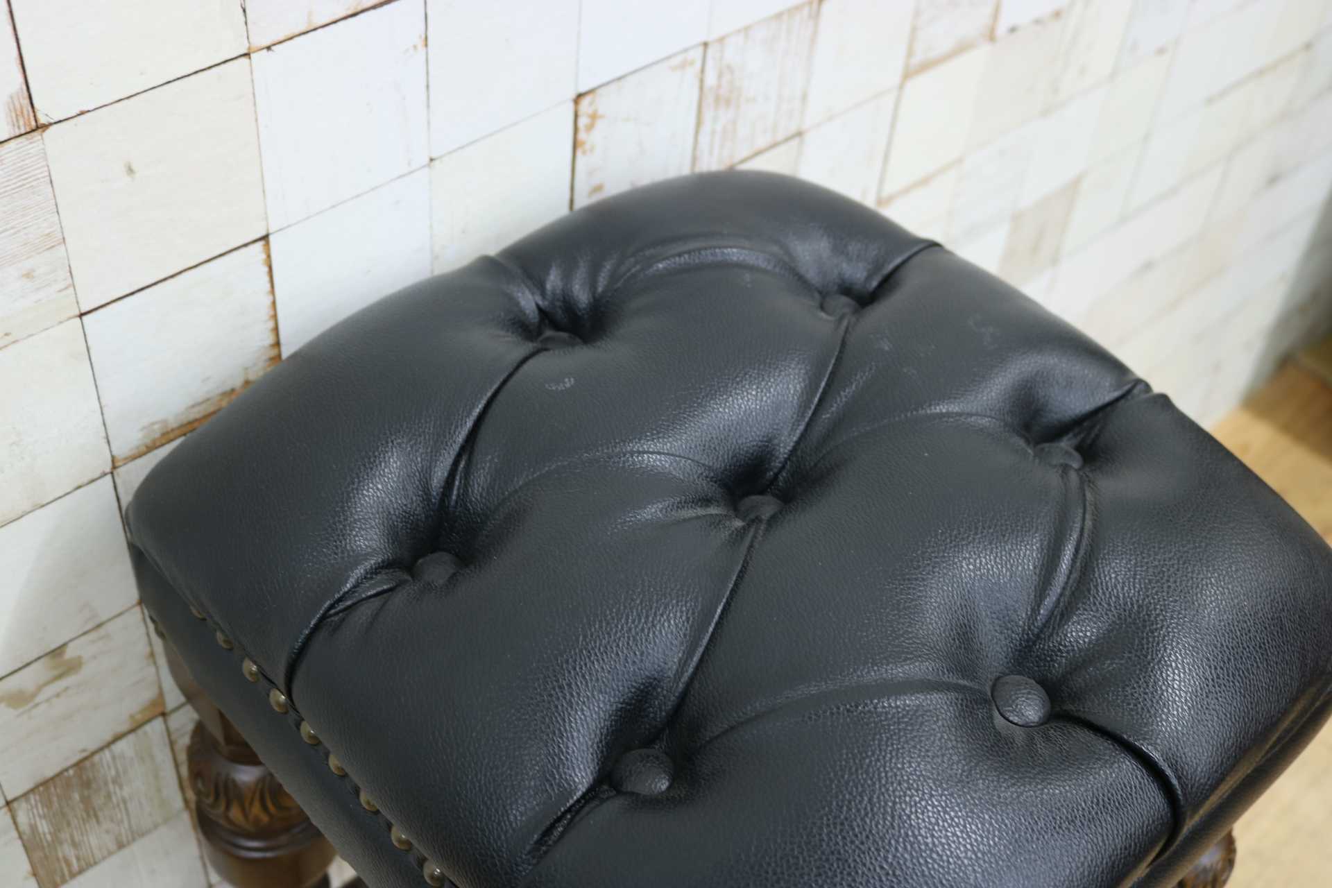 GMIK332◯アンティーク調 カウンターチェア バースツール ハイスツール 椅子 鋲打ち ボタンダウン レザー 店舗什器 英国クラシック