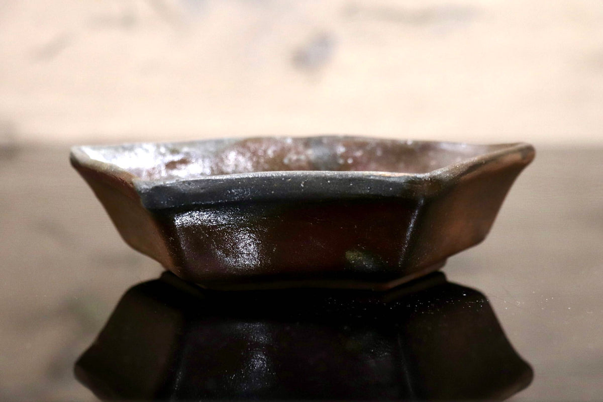 GMJO141K◯備前焼 陶吉作 変形小鉢 扇形小鉢 向付 四方小鉢 浅鉢 珍味入れ 刺身皿 銘々鉢 和食器 陶器 在銘 和モダン