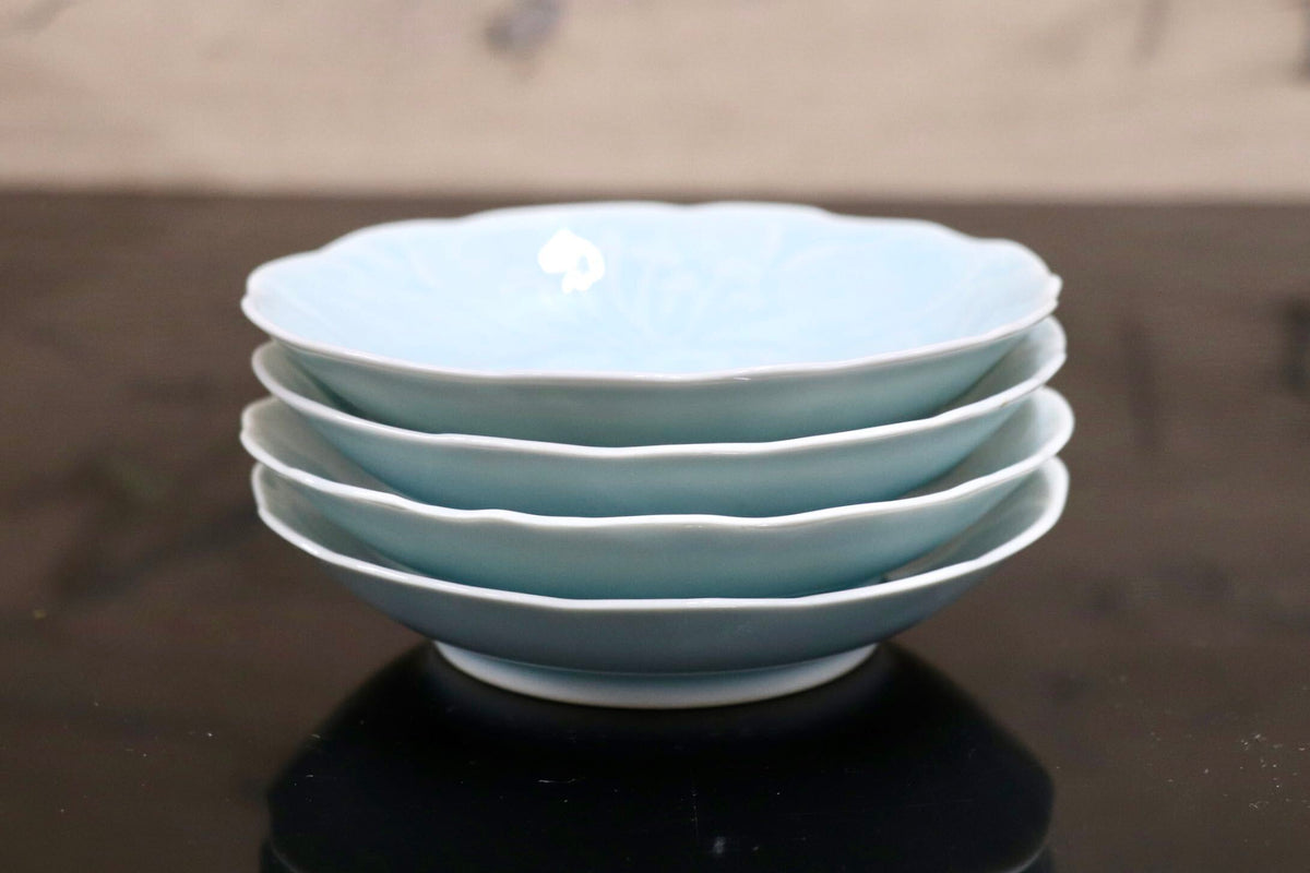 GMJO141P◯有田焼 文三窯 青白磁 輪花皿 菊花皿 フリルプレート 小皿 和食器 陶器 在銘 伝統工芸 和モダン 4枚セット