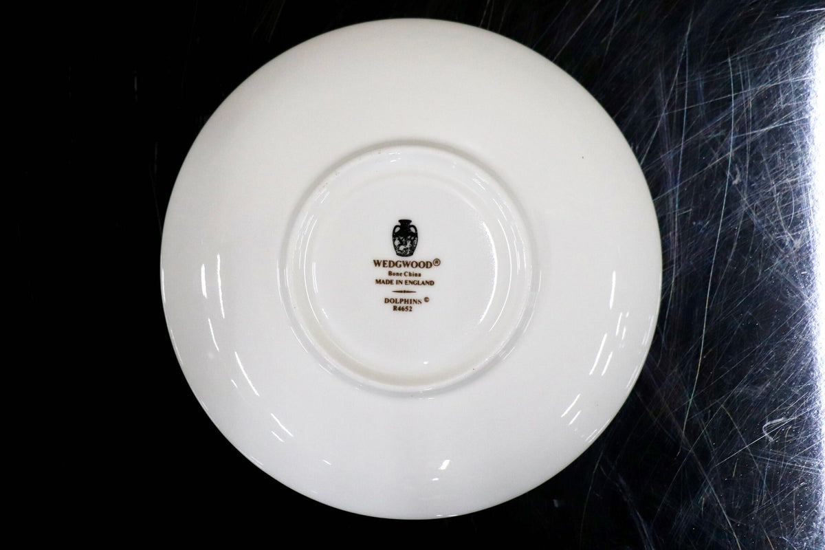 GMJO141R◯WEDGWOOD / ウェッジウッド DOLPHIN WHITE ドルフィン ホワイト 黒壺 Bone China カップ&ソーサー 西洋 ヴィンテージ 廃盤 稀少