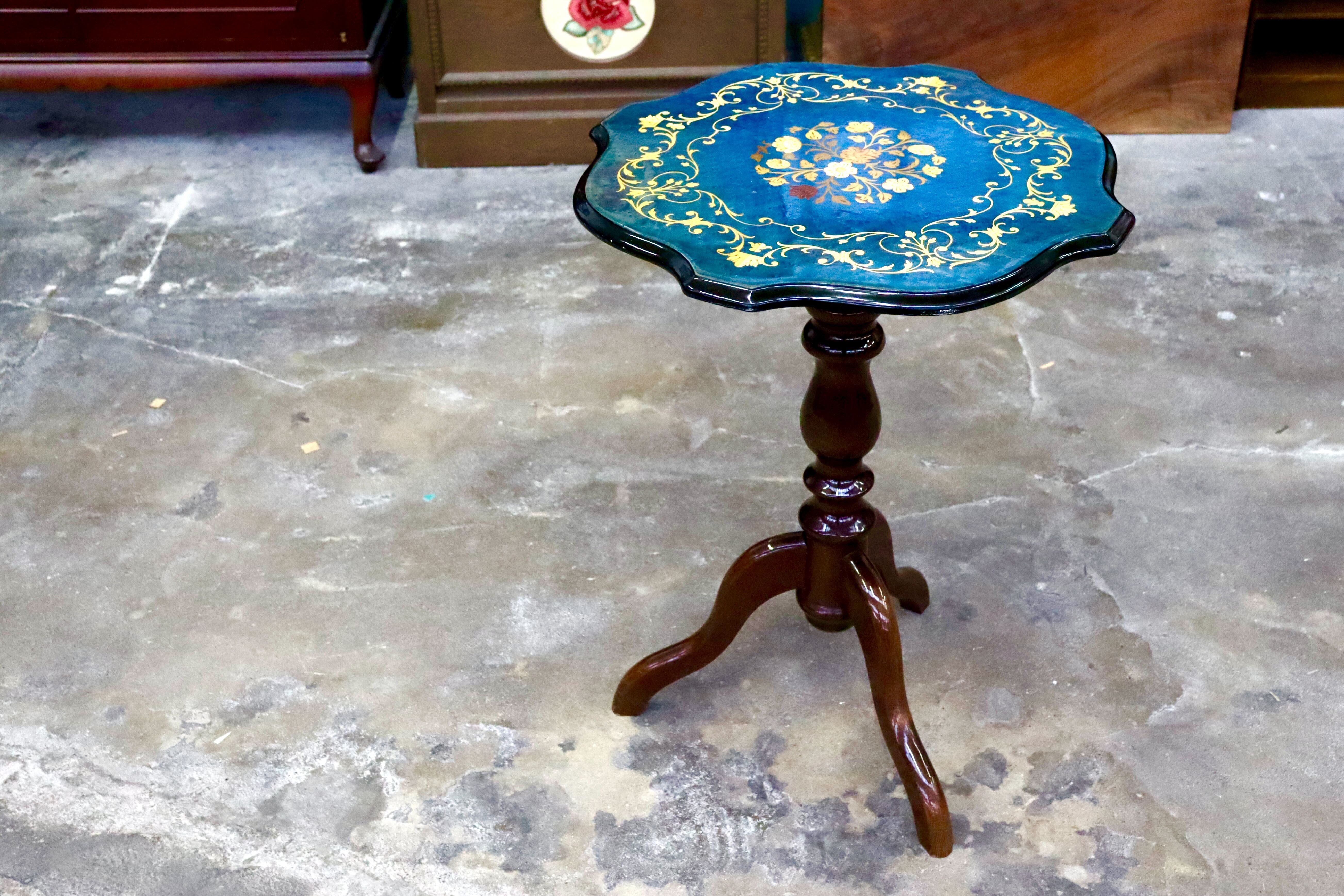 GMIS572○イタリア製 サイドテーブル 花台 コーヒーテーブル 机 飾り台 木製 象嵌細工 クラシック ヴィンテージ