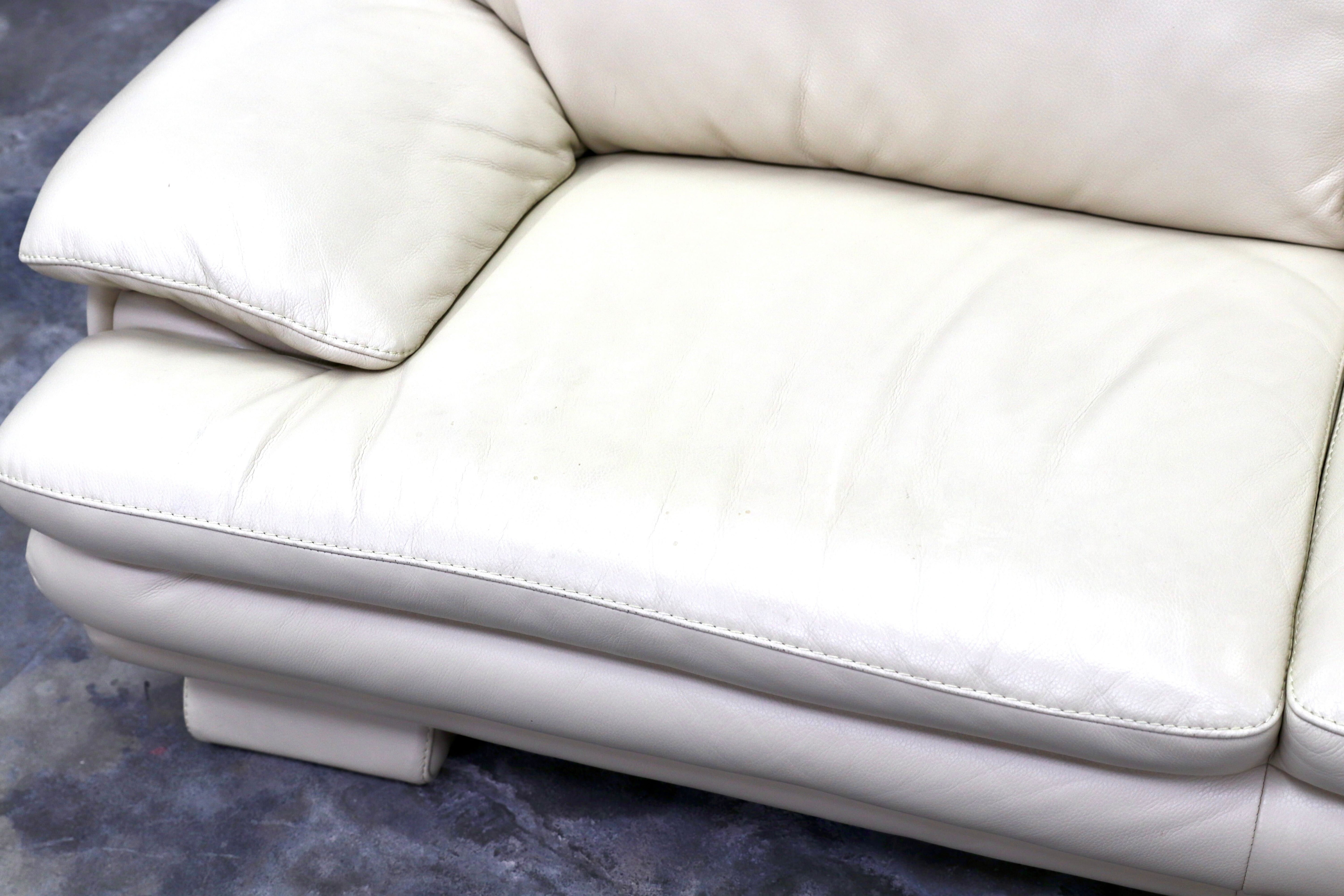 GMIK709○IDC大塚家具 L/S Comfort-03 2.5人掛けソファ 総本革 クリーム色 スタイリッシュ ラグジュアリーモダン 長椅子