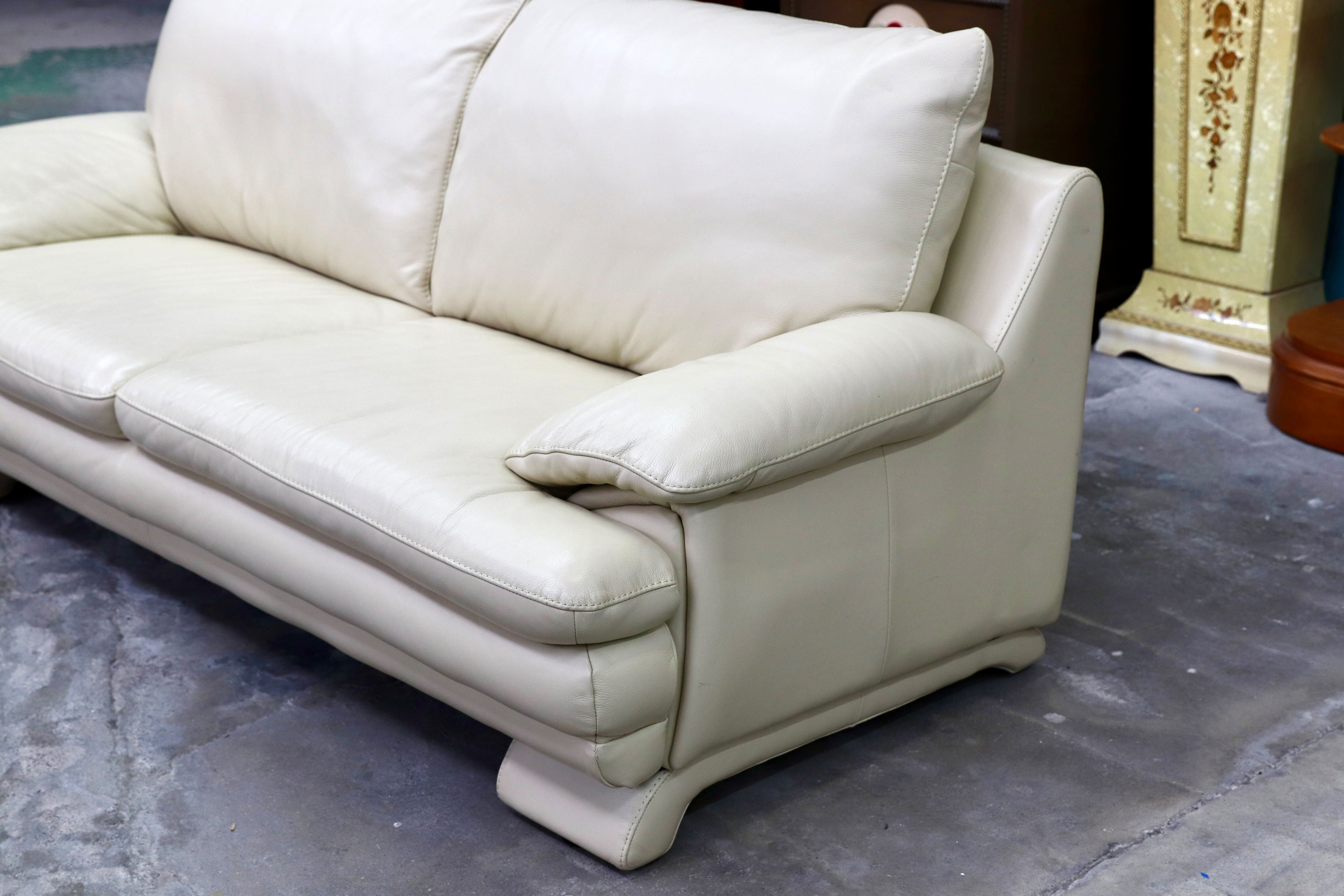 GMIK709○IDC大塚家具 L/S Comfort-03 2.5人掛けソファ 総本革 クリーム色 スタイリッシュ ラグジュアリーモダン 長椅子