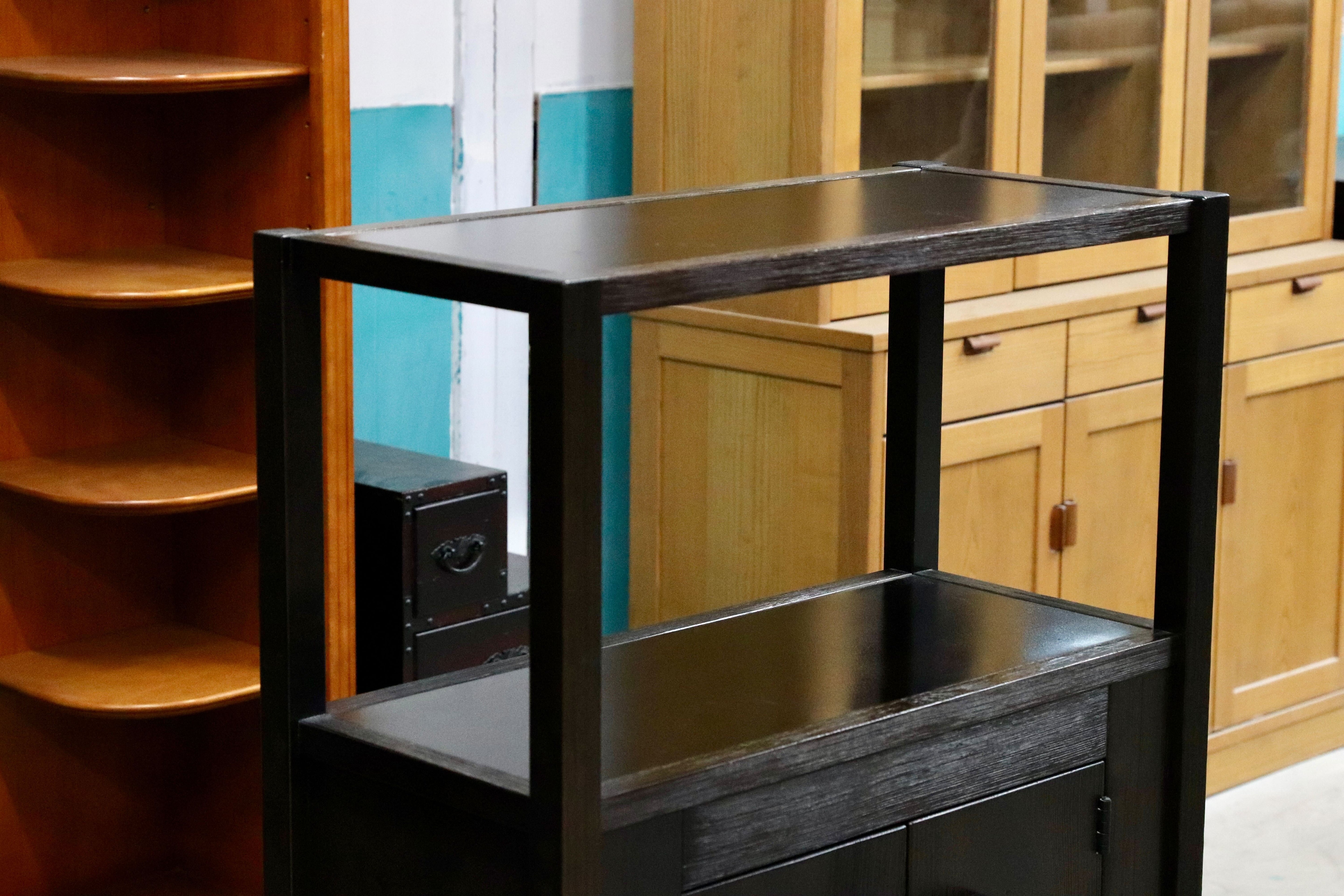 GMIH378○松岡漆工 現代和具 和モダン 飾り棚 キャビネット サイドボード リビングボード 浮造り加工 Matsuoka Nobuya 民芸家具 稀少