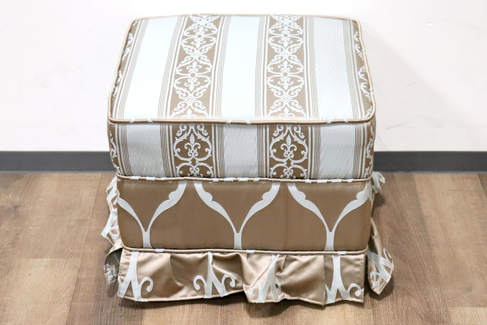 GMGS150○upholster 最高級 シングルソファ 3人掛けソファ 西洋 ラグジュアリー ヨーロッパ クラシック 輸入家具 検）ドレクセル ART FORMA
