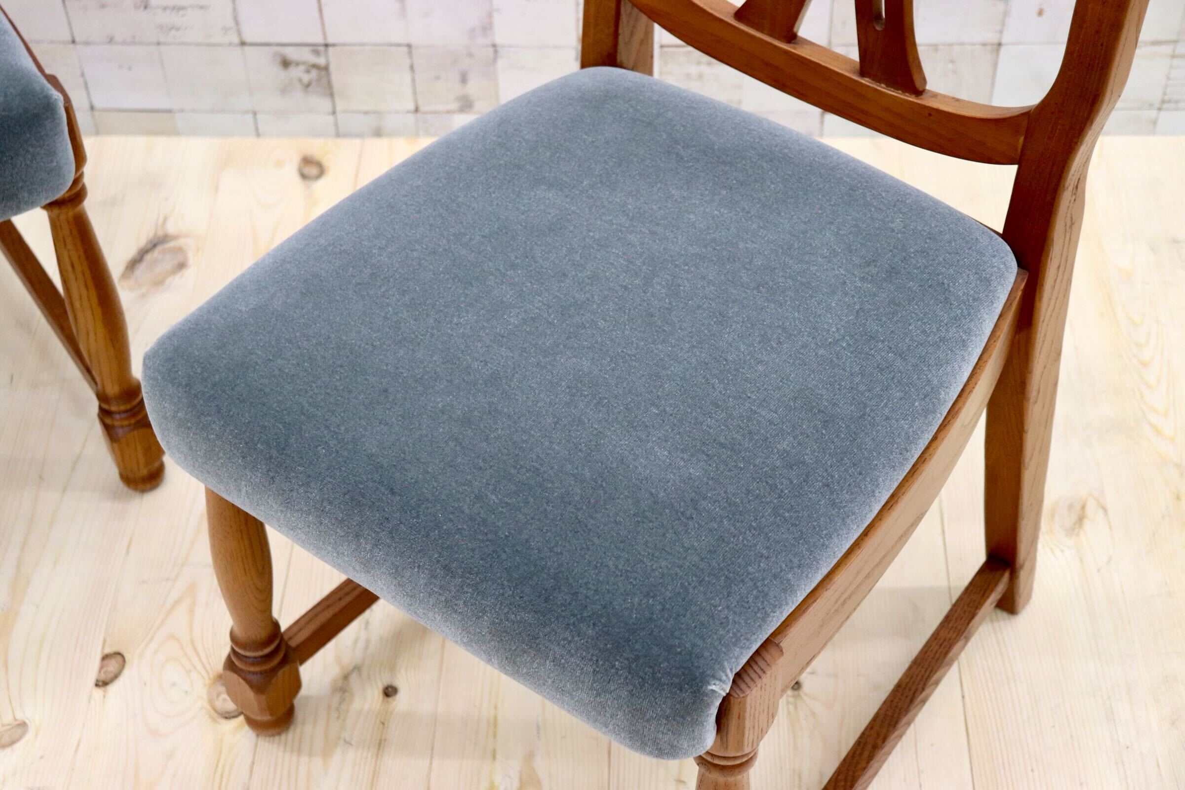 GMGT117A○英国アンティーク ダイニングチェア 食卓椅子 ファブリック グレー オーク 座面張替済 2脚セット クラシック 検)三越ブルージュ