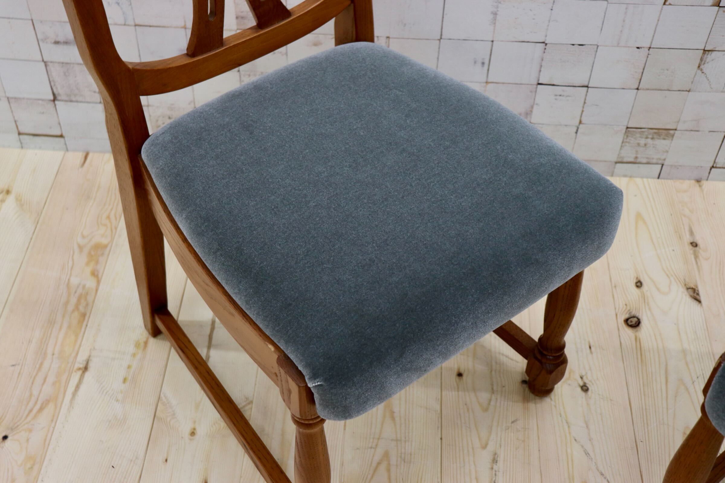 GMGT117C○英国アンティーク ダイニングチェア 食卓椅子 ファブリック グレー オーク 座面張替済 2脚セット クラシック 検)三越ブルージュ