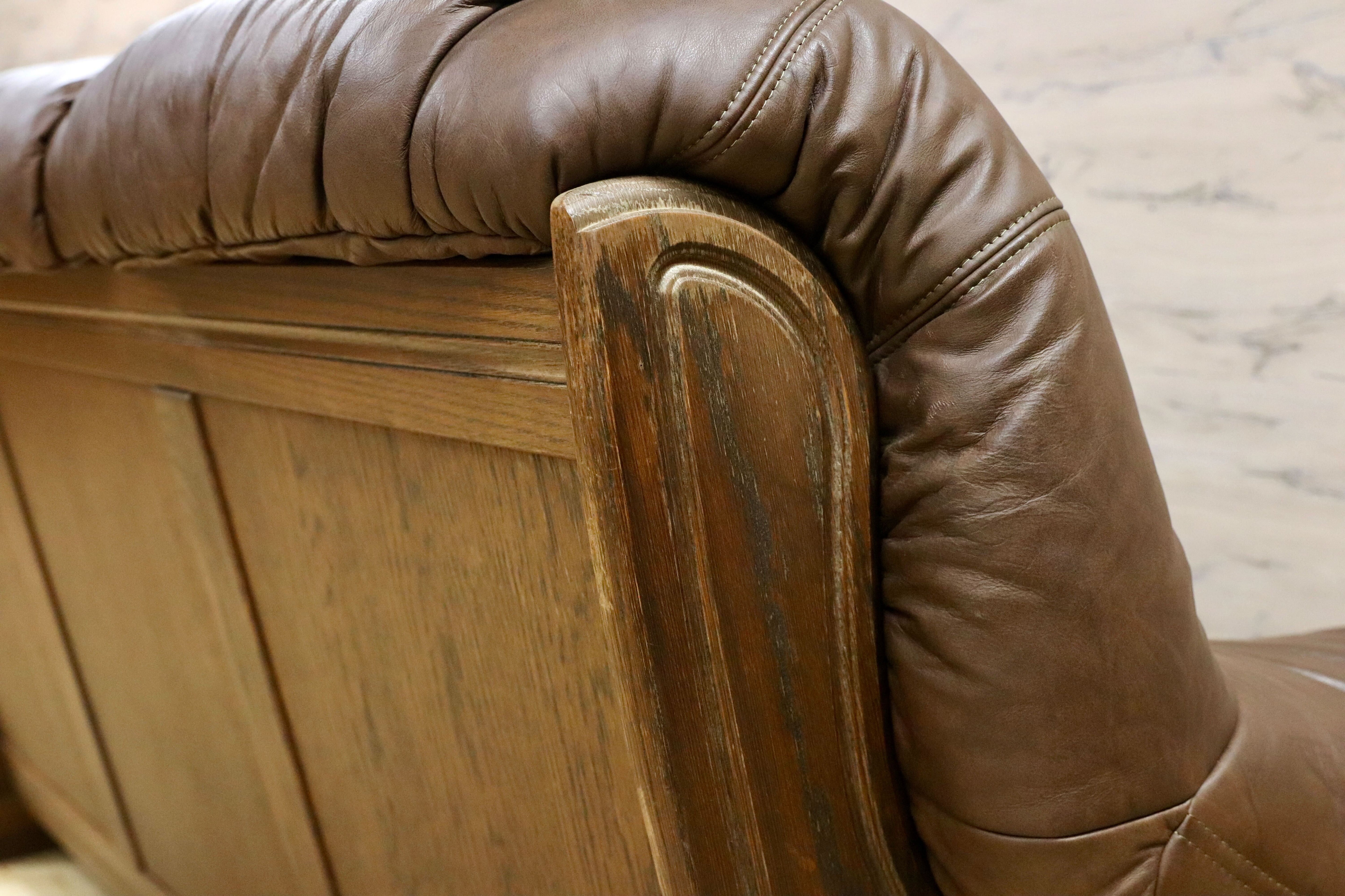 GMHS144○オランダ製 ダッチカントリー 3人掛けソファ トリプルソファ 長椅子 楢材 本革  鋲打ち 彫刻 クラシック ヴィンテージ 約60万