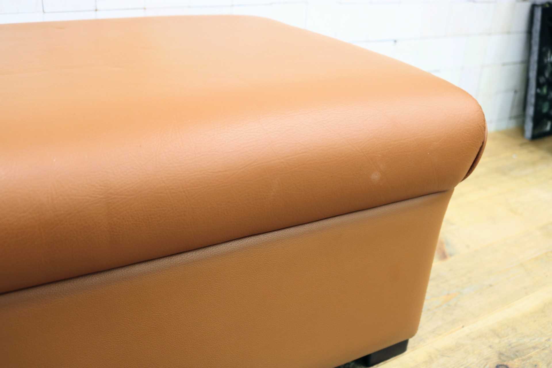 GMJK176B◯冨士ファニチア / FUJI FANITURE オットマン スツール フットスツール 腰掛け 足置き 本革 レザー モダン 北欧