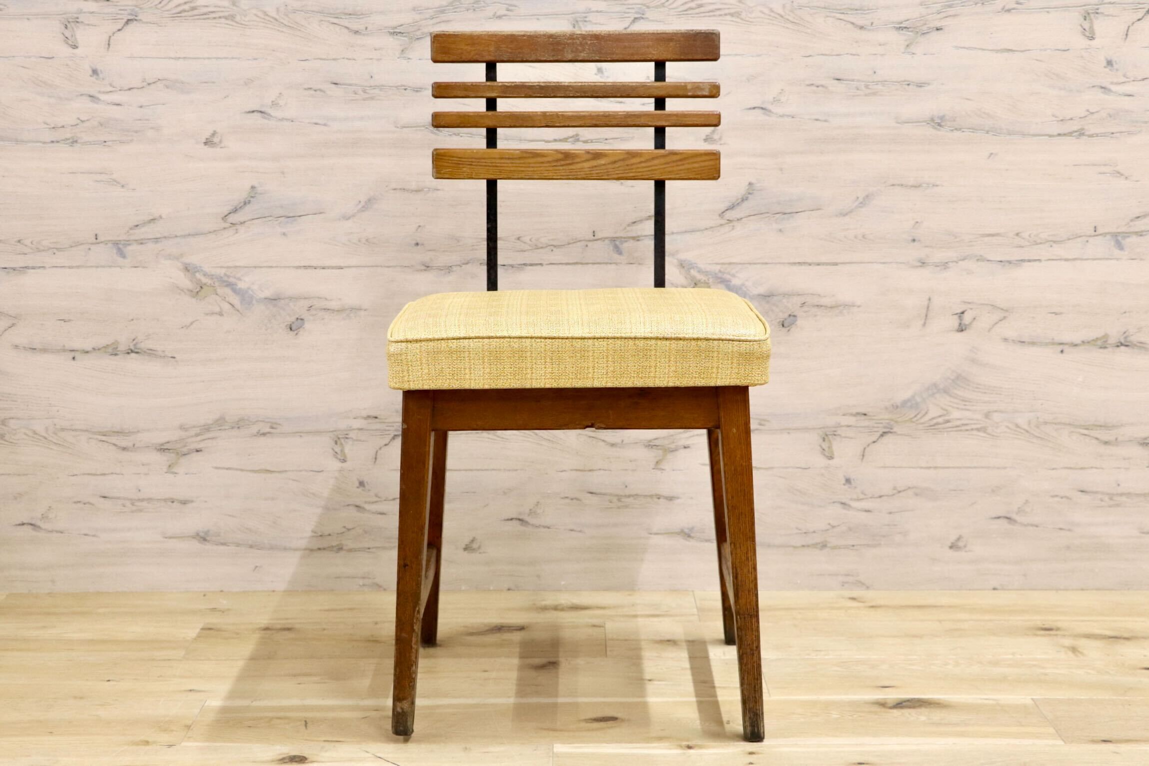 GMIS495H○アンティーク 北欧スタイル ヴィンテージ ダイニングチェア デスクチェア コンパクトチェア 木製 ビニールレザー レトロ カフェ