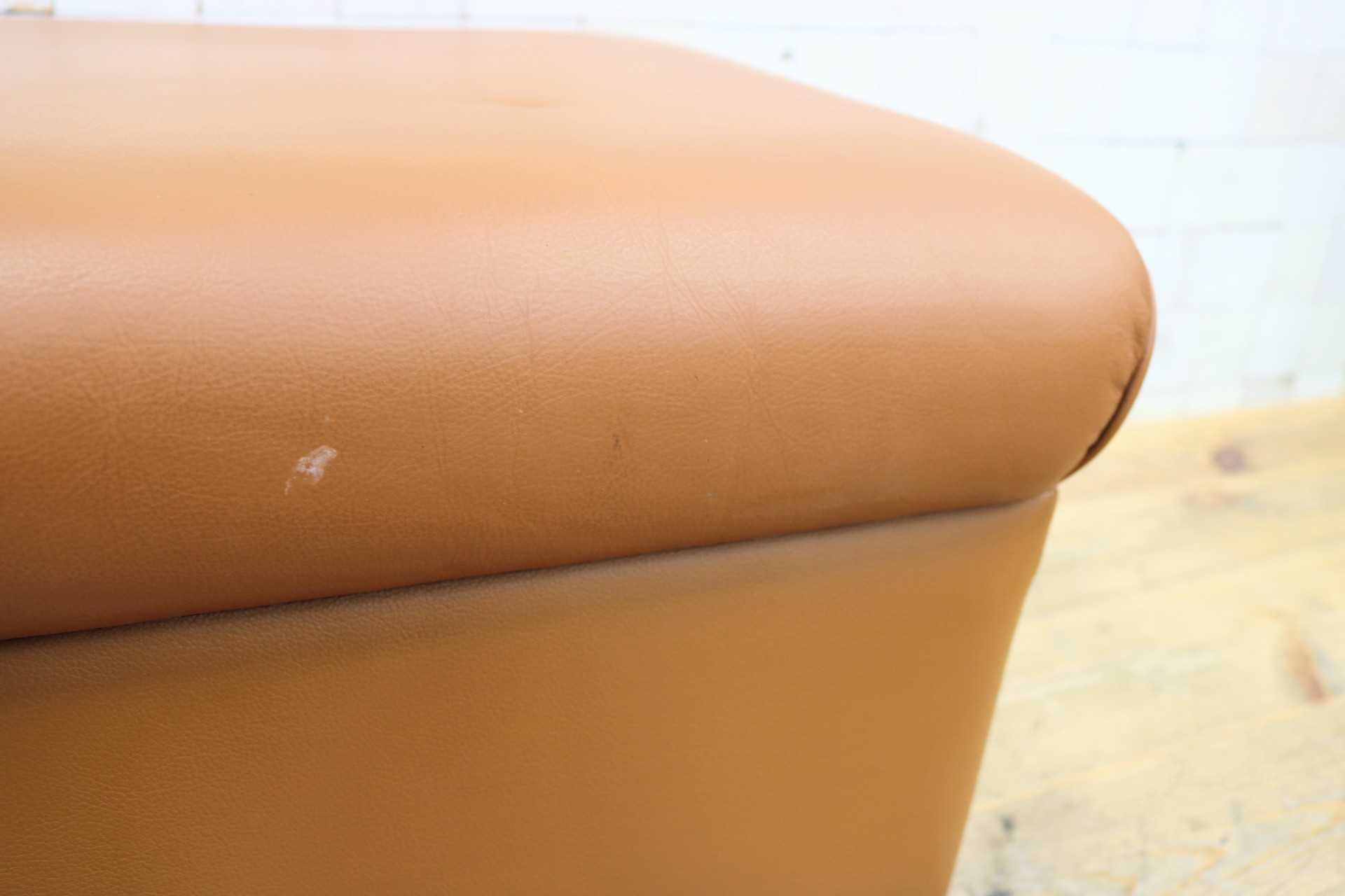 GMJK176C◯冨士ファニチア / FUJI FANITURE オットマン スツール フットスツール 腰掛け 足置き 本革 レザー モダン 北欧