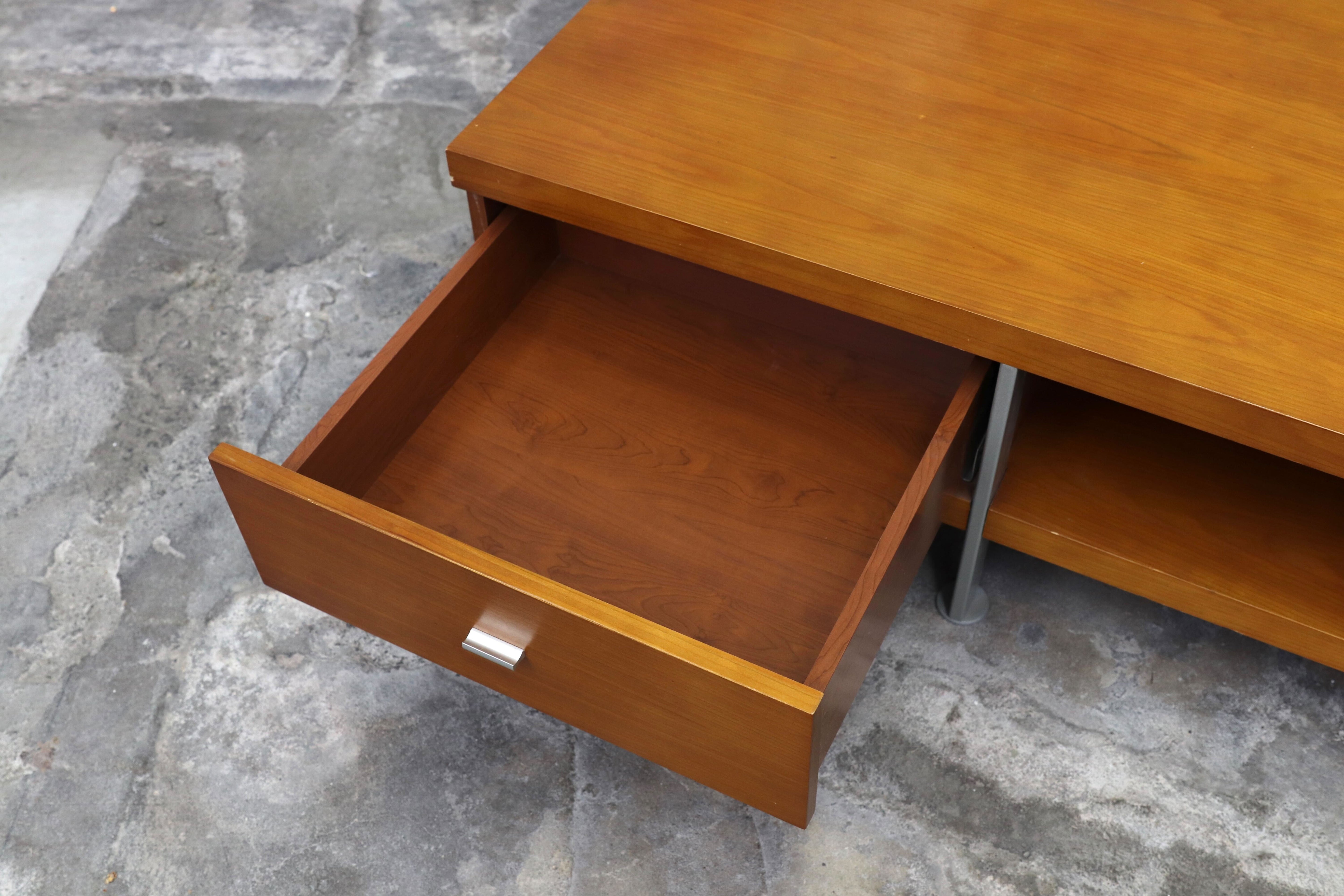 GMIH376○BoConcept / ボーコンセプト テレビボード TVボード AVボード ローボード リビング収納 チェリー 北欧 ヴィンテージ モダン