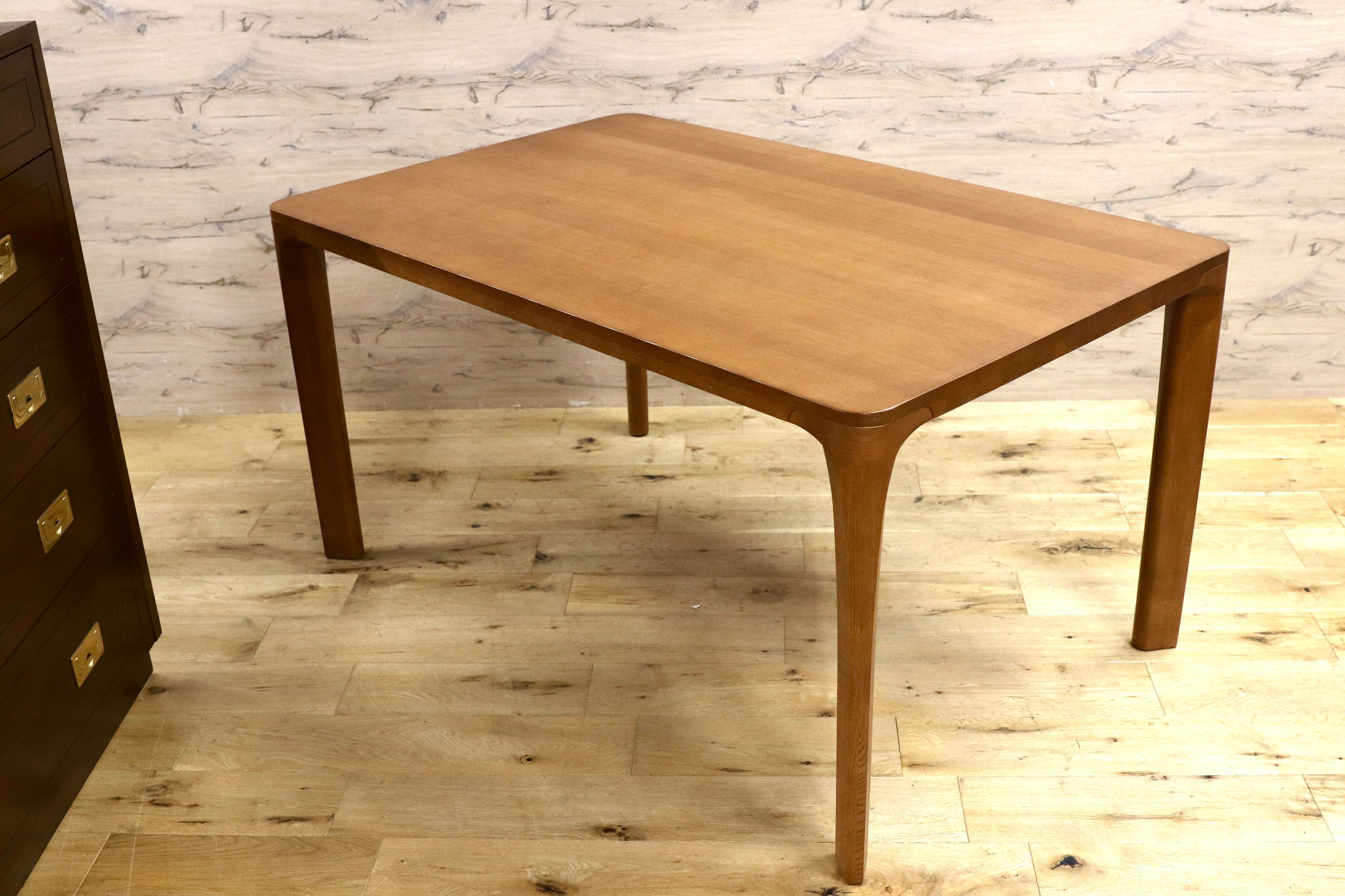 GMIK734○karimoku / カリモク DD47 ダイニングテーブル 食卓テーブル オーク材 ブラウン スタイリッシュモダン 国産家具 定価約24.6万