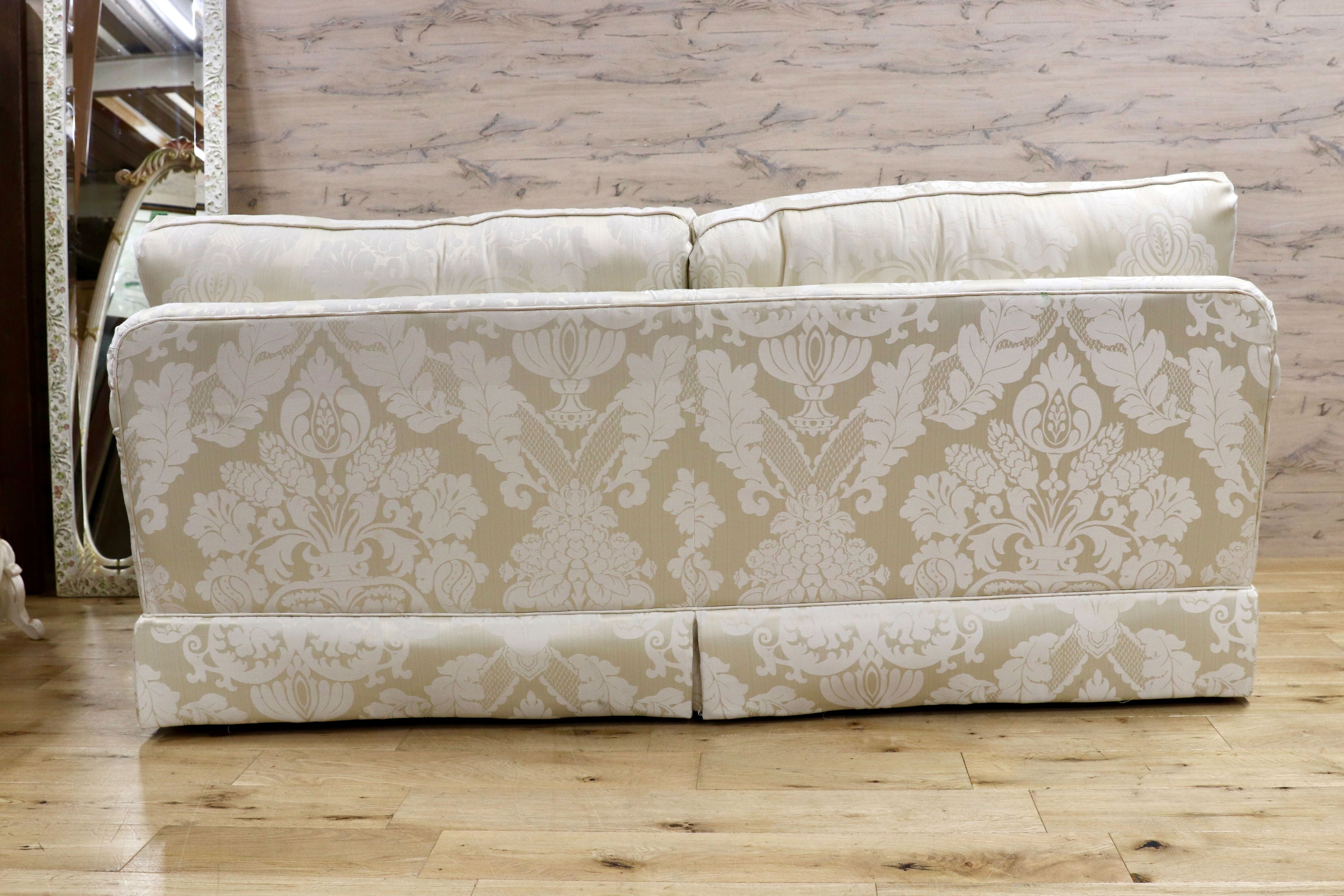 GMIK755○Thomasville / トーマスビル 2.5人掛けソファ 2人掛けワイドソファ IDC大塚家具 ホワイト アメリカ クラシック モダン