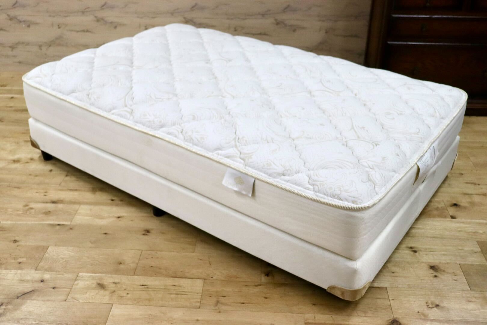 GMIS175○KINGSDOWN / キングスダウン REGALIA レガリア セミダブルベッド クラウンインペリアル IDC大塚家具 約33万