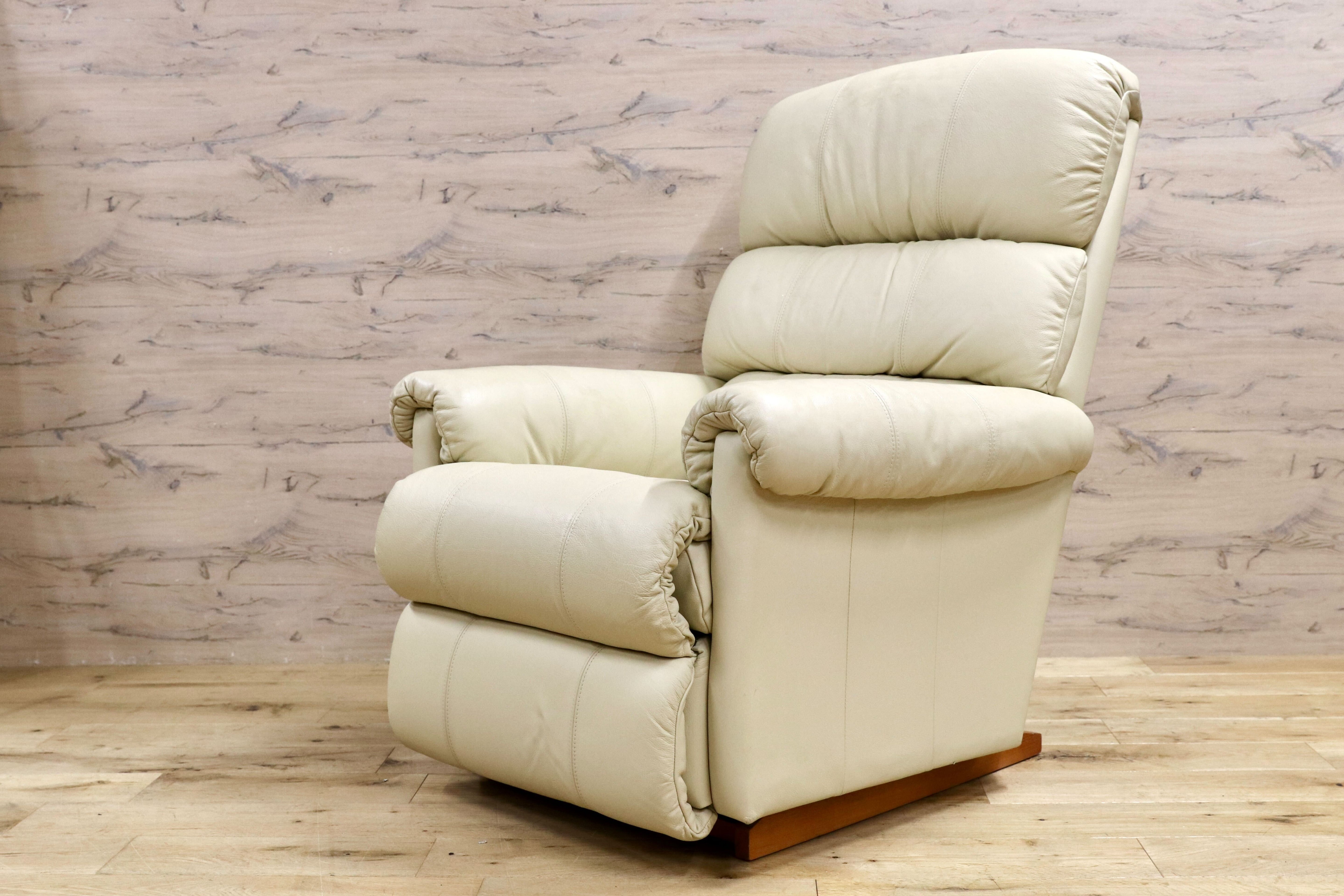 GMIS420○La-Z-Boy / レイジーボーイ リクライニングチェア 1人掛けソファ シングルソファ 本革 クリーム色 アメリカ 横浜ダニエル取扱い