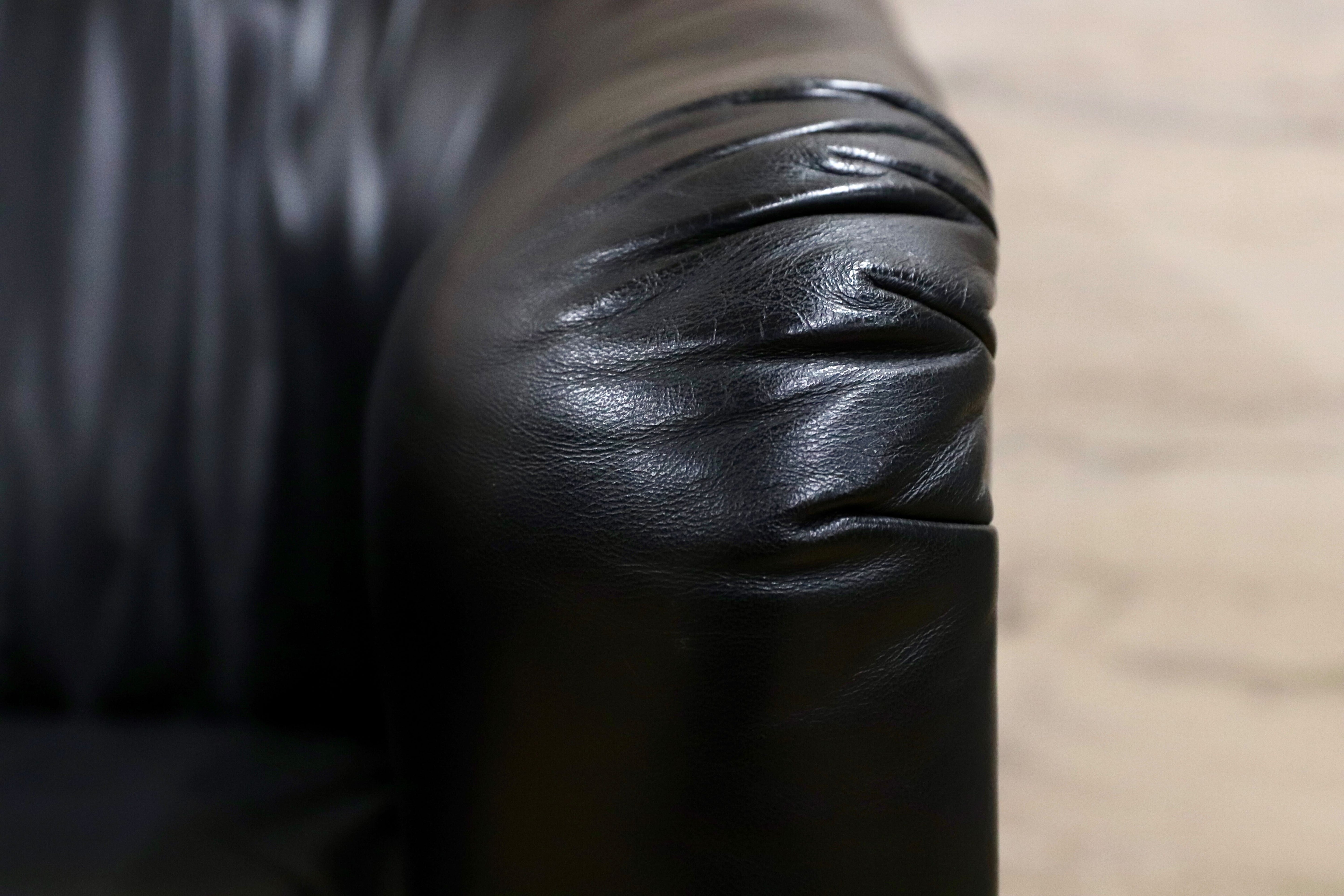 GMHN385E○HUKLA / フクラ 1人掛けソファ ラウンジチェア パーソナルチェア 黒 総革 IDC大塚家具 デザイナーズ ドイツ 約23万