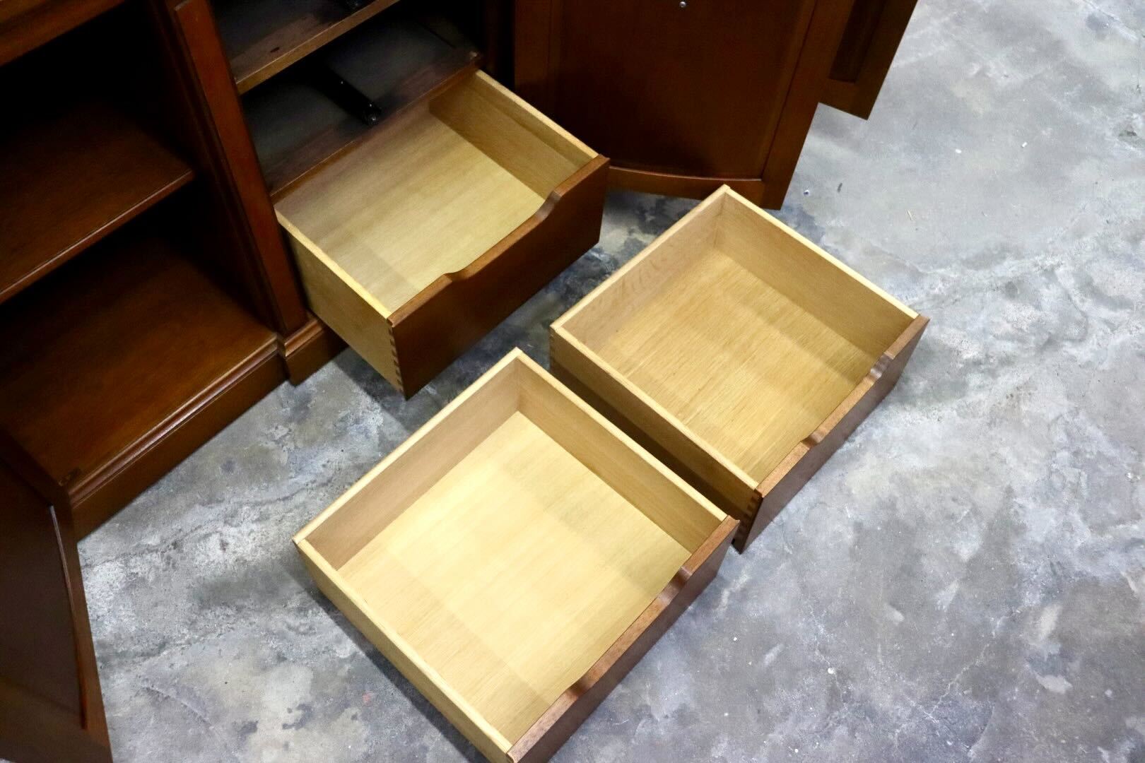 GMIH476○DREXEL HERITAGE / ドレクセルヘリテイジ Triune トライユン サイドボード リビングボード クラシカル 定価約56万 美品