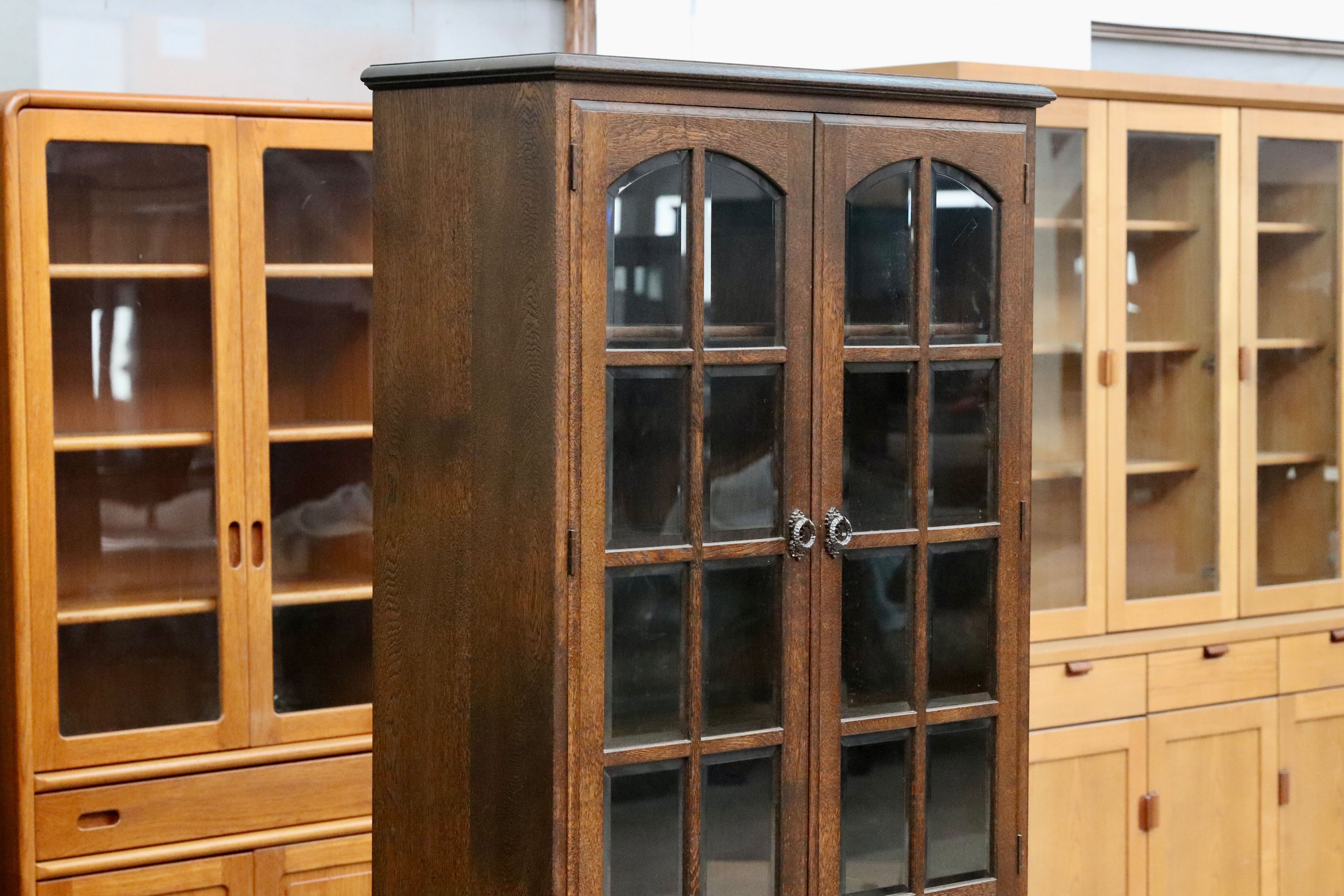 GMIK272○横浜元町 竹中家具 キャビネット 飾り棚 高級家具 オーク無垢材 クラシック アンティーク調 大正ロマン 英国カントリー
