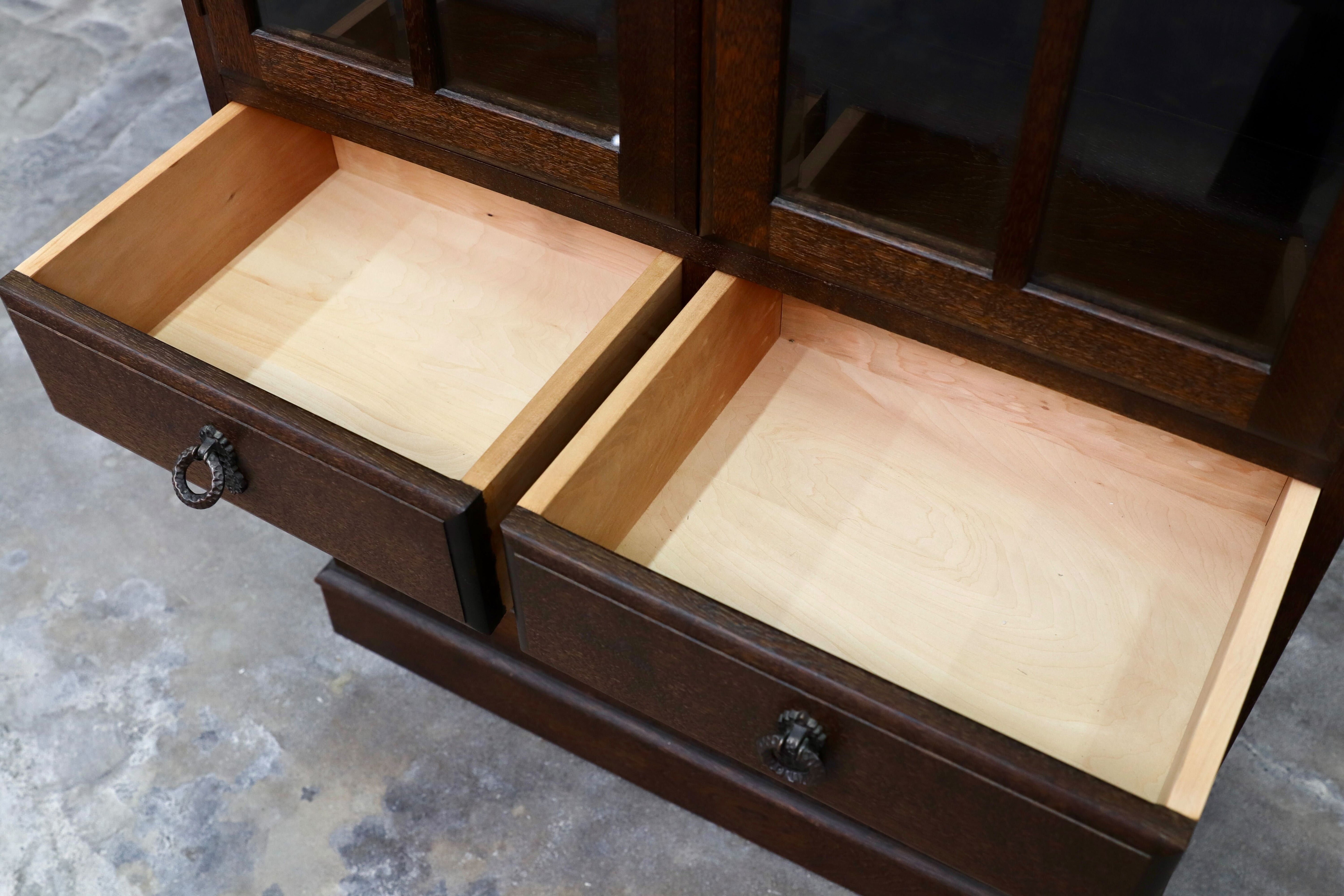 GMIK272○横浜元町 竹中家具 キャビネット 飾り棚 高級家具 オーク無垢材 クラシック アンティーク調 大正ロマン 英国カントリー