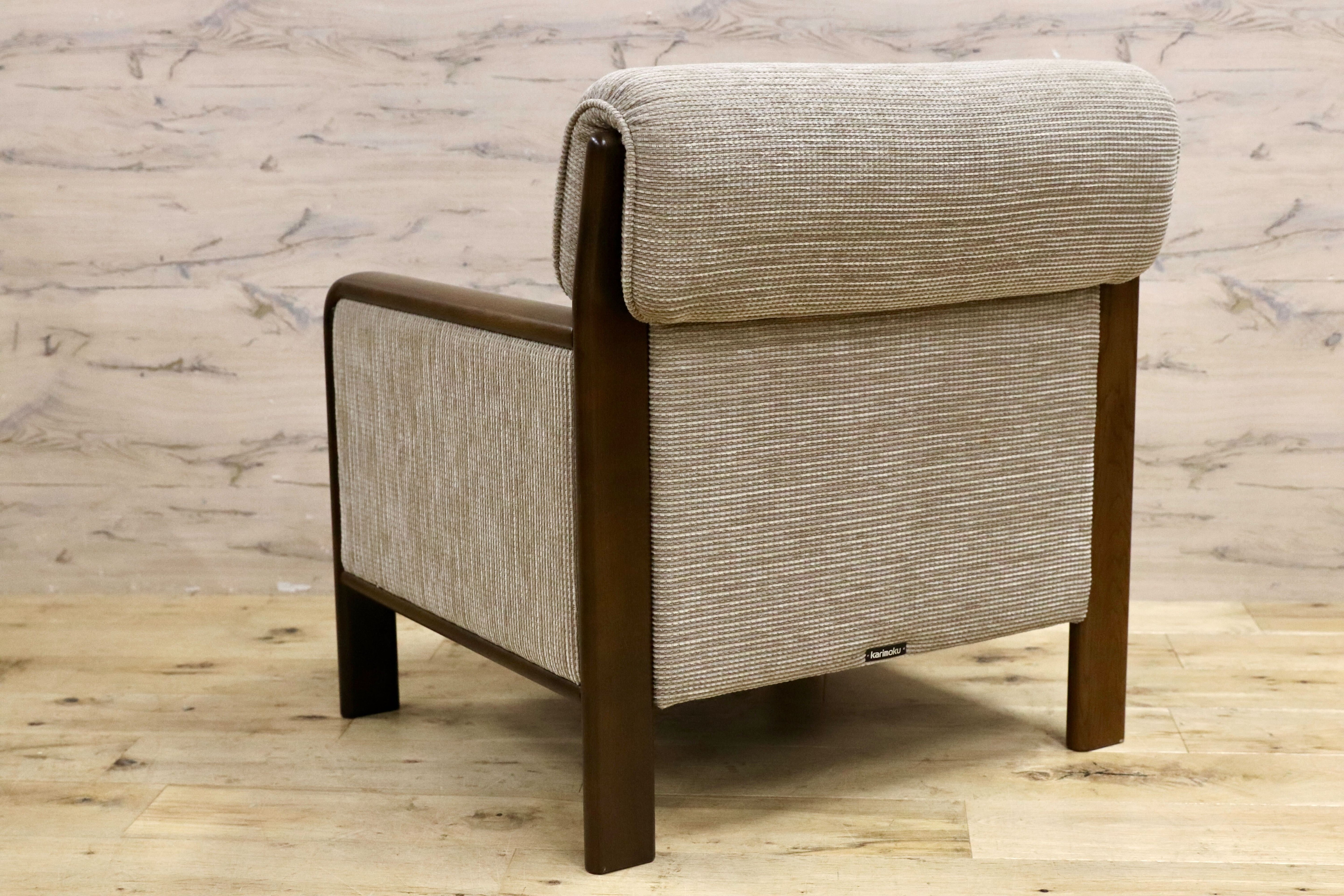 GMIS413○karimoku / カリモク WS29 1人掛けソファ シングルソファ 肘掛け椅子 応接椅子 布張り 約13.8万 国産家具