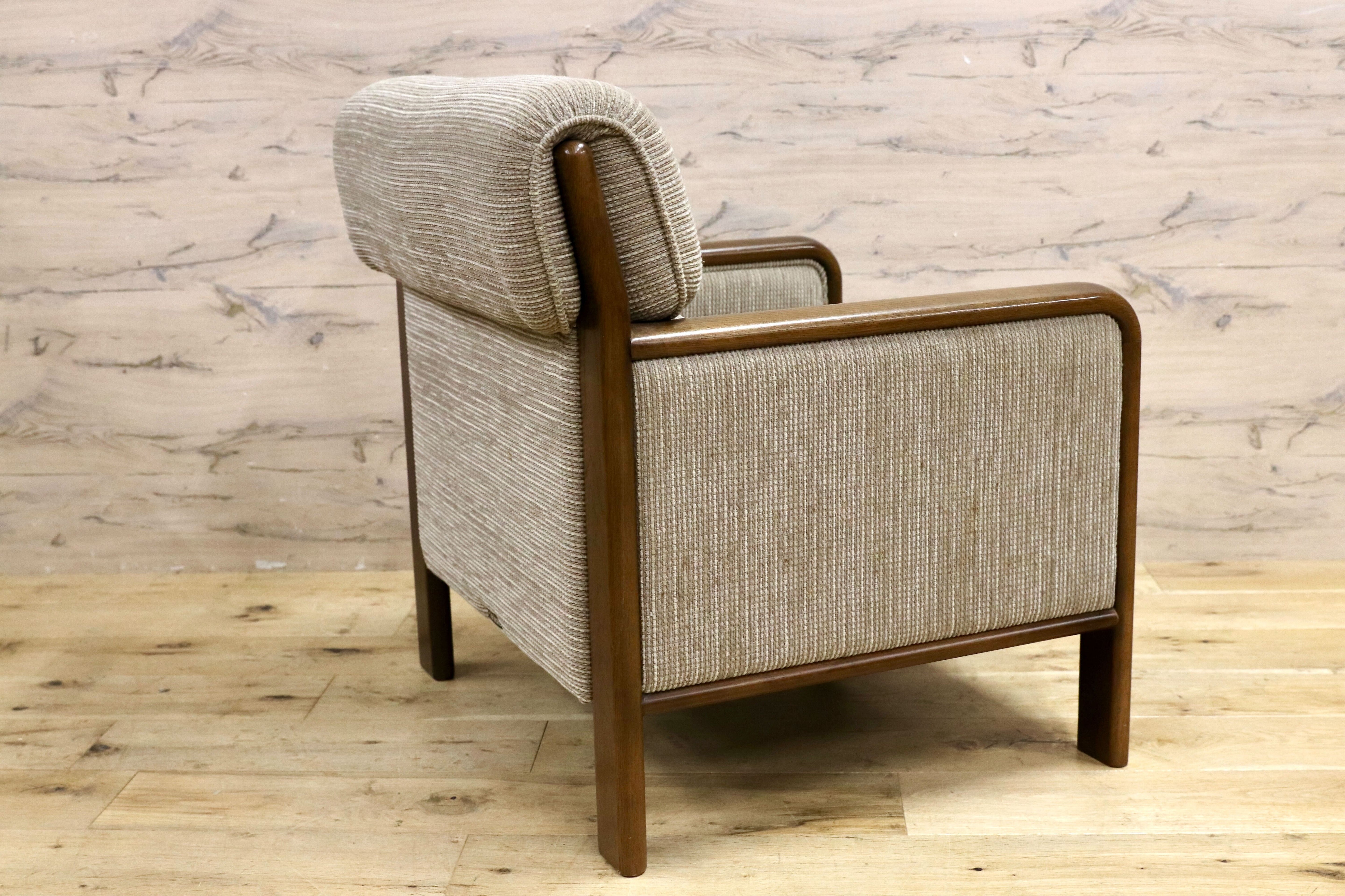 GMIS413○karimoku / カリモク WS29 1人掛けソファ シングルソファ 肘掛け椅子 応接椅子 布張り 約13.8万 国産家具