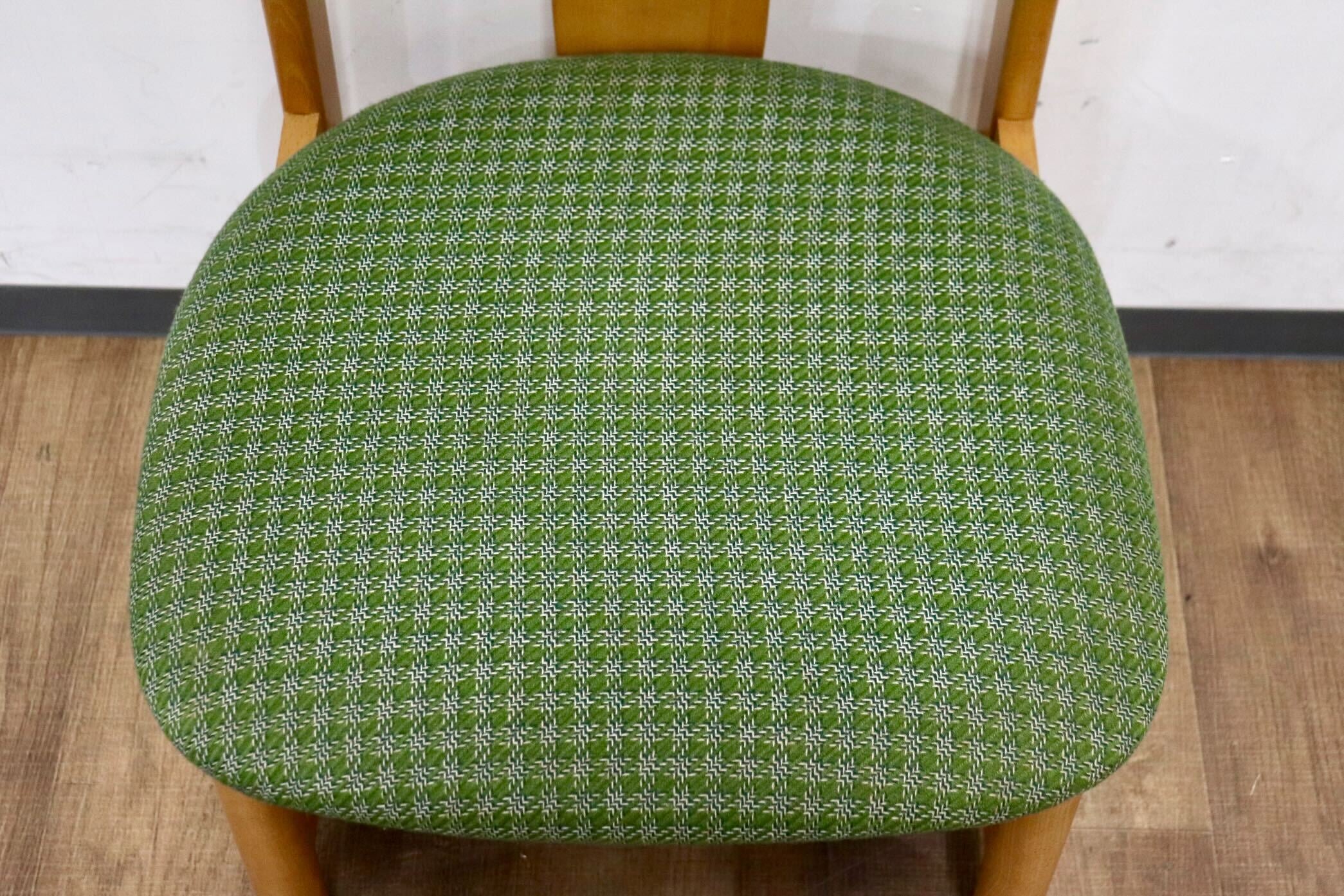 GMHH429B○karimoku / カリモク ダイニングチェア アームレスチェア 椅子 ファブリック カントリー モダン レトロ グリーン 国産家具