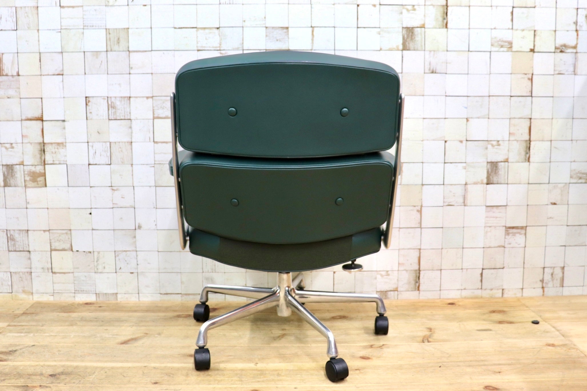 GMJO87E○Herman Miller / ハーマンミラー イームズ エグゼクティブチェア タイムライフチェア 本革 グリーン チャールズ＆レイ 定価約95万