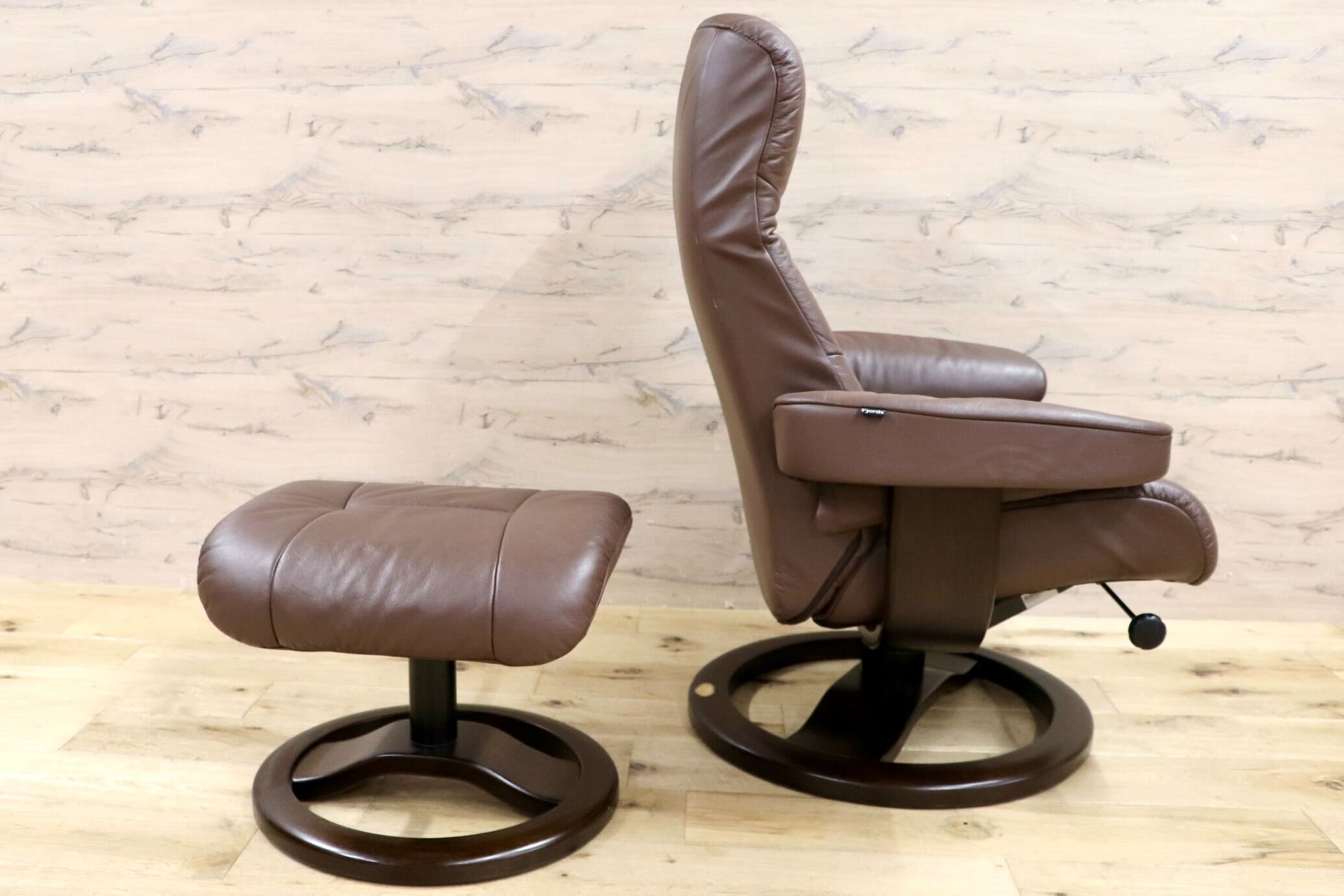 GMHS507○Fjords / フィヨルド SIMMONS シモンズ パーソナルチェア リクライニングチェア シングルソファ ブラウン 北欧 ノルウェー 本革