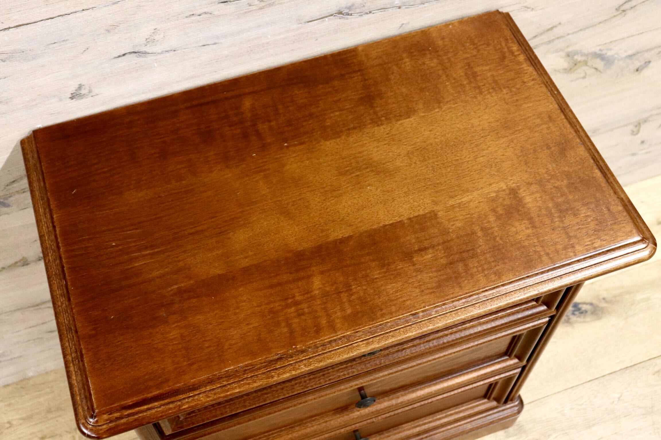 GMIH270○西洋 アンティーク 3段チェスト サイドチェスト ナイトテーブル 収納家具 木製 ヨーロピアン クラシック