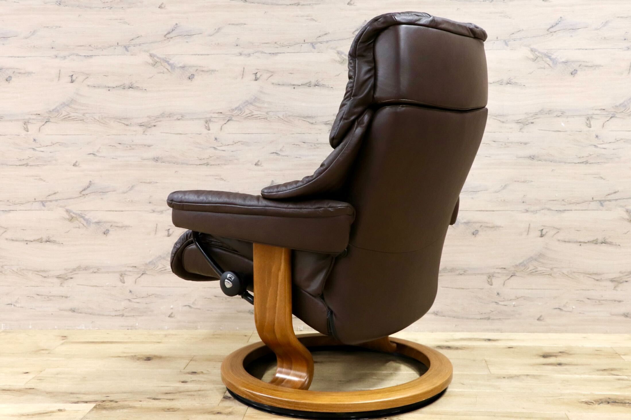 GMHS505○EKORNES / エコーネス RENO ストレスレス レノ S パーソナルチェア リクライニングチェア 北欧 ノルウェー 本革 チョコレート