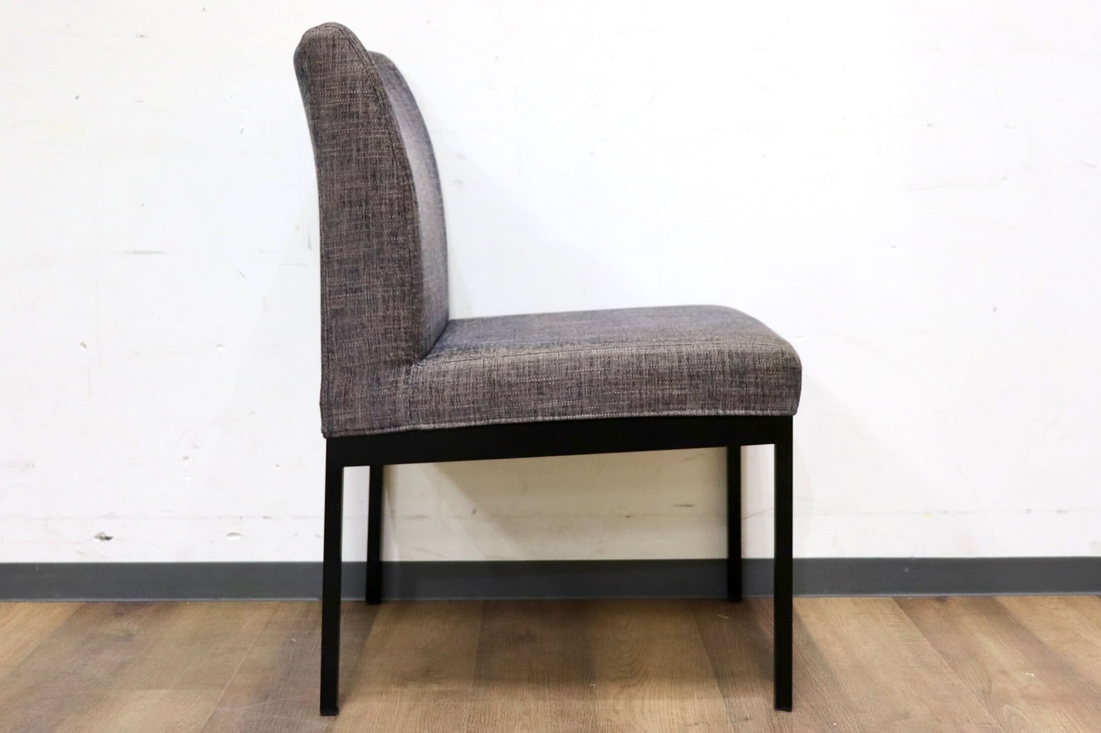 GMGN74C○HUKLA / フクラ HARMONY ハーモニー ダイニングチェア 椅子 ファブリック カバーリング モダン 定価約9万 展示品