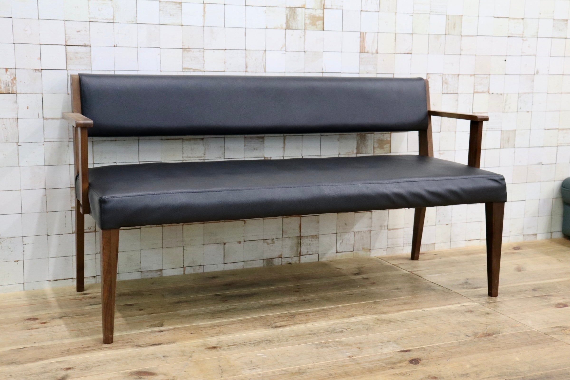 GMJS221A〇関家具 CAIN / カイン 椅子 モダン ブラック ウォールナット ダイニングチェア 木製 ダイニングベンチ 3人掛け 定価約8.7万