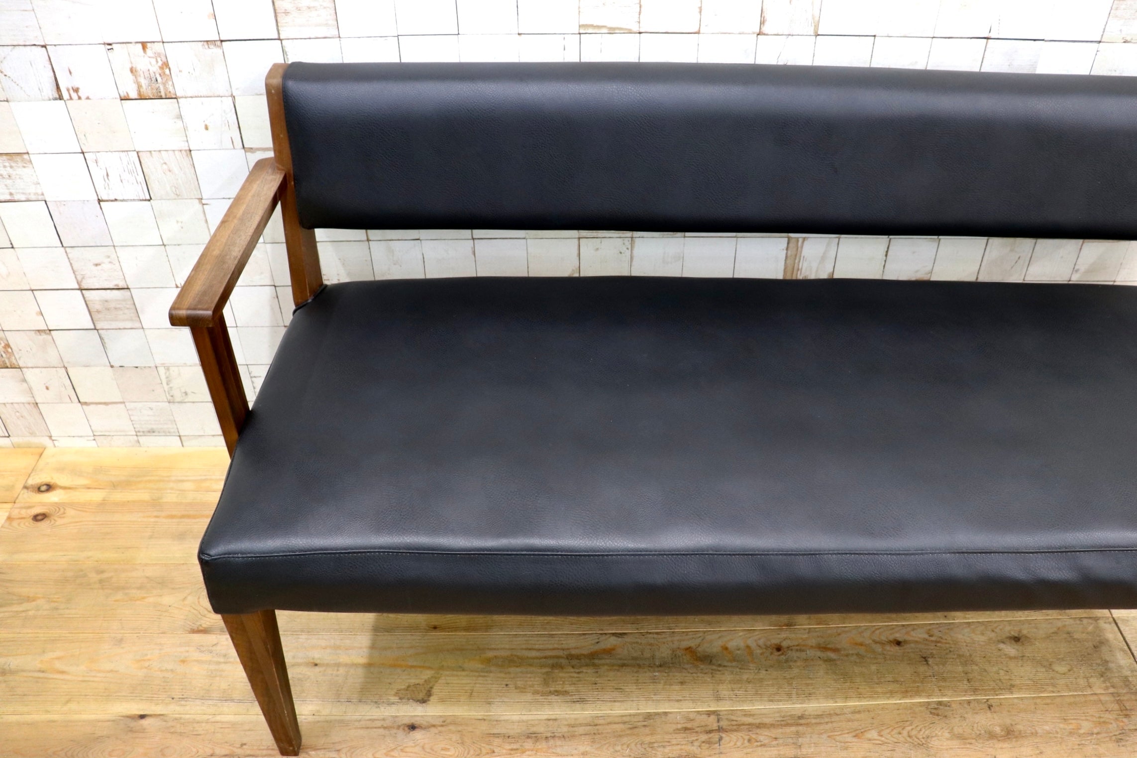 GMJS221A〇関家具 CAIN / カイン 椅子 モダン ブラック ウォールナット ダイニングチェア 木製 ダイニングベンチ 3人掛け 定価約8.7万