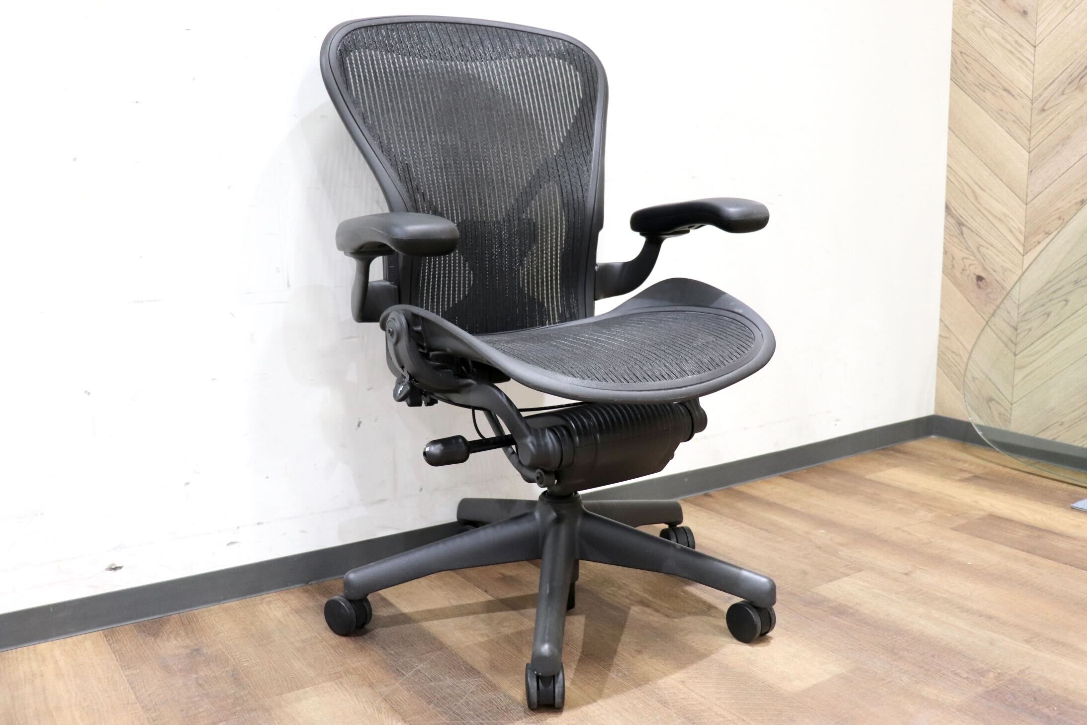 GMHH405○HermanMiller / ハーマンミラー AERON アーロンチェア Bサイズ デスクチェア ワークチェア オフィス 書斎椅子