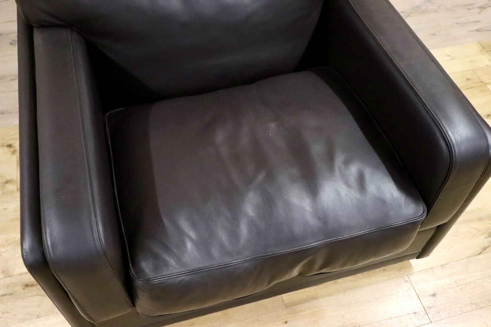 GMHN201F○PoltronaFrau / ポルトローナフラウ 1人掛けソファ シングルソファ イタリア製 総革 ダークブラウン IDC大塚家具 定価約150万